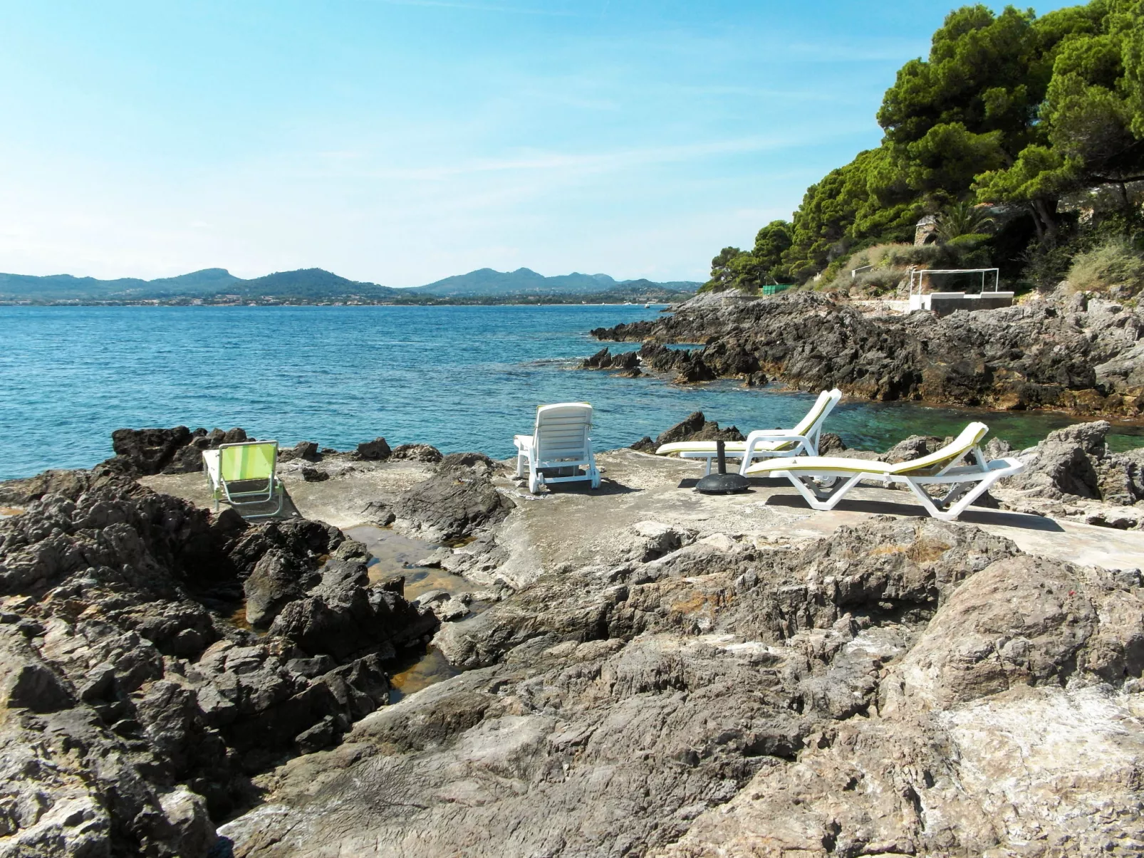 Finca L'Embat-Outside