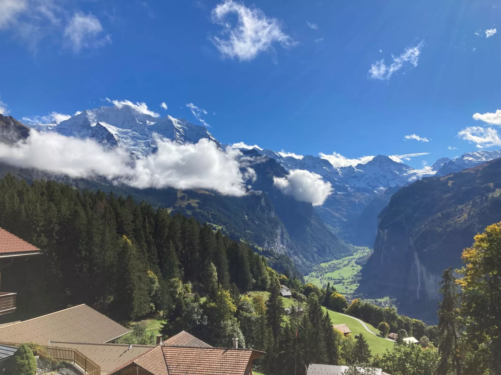 Jungfrau a d Ledi-Draußen