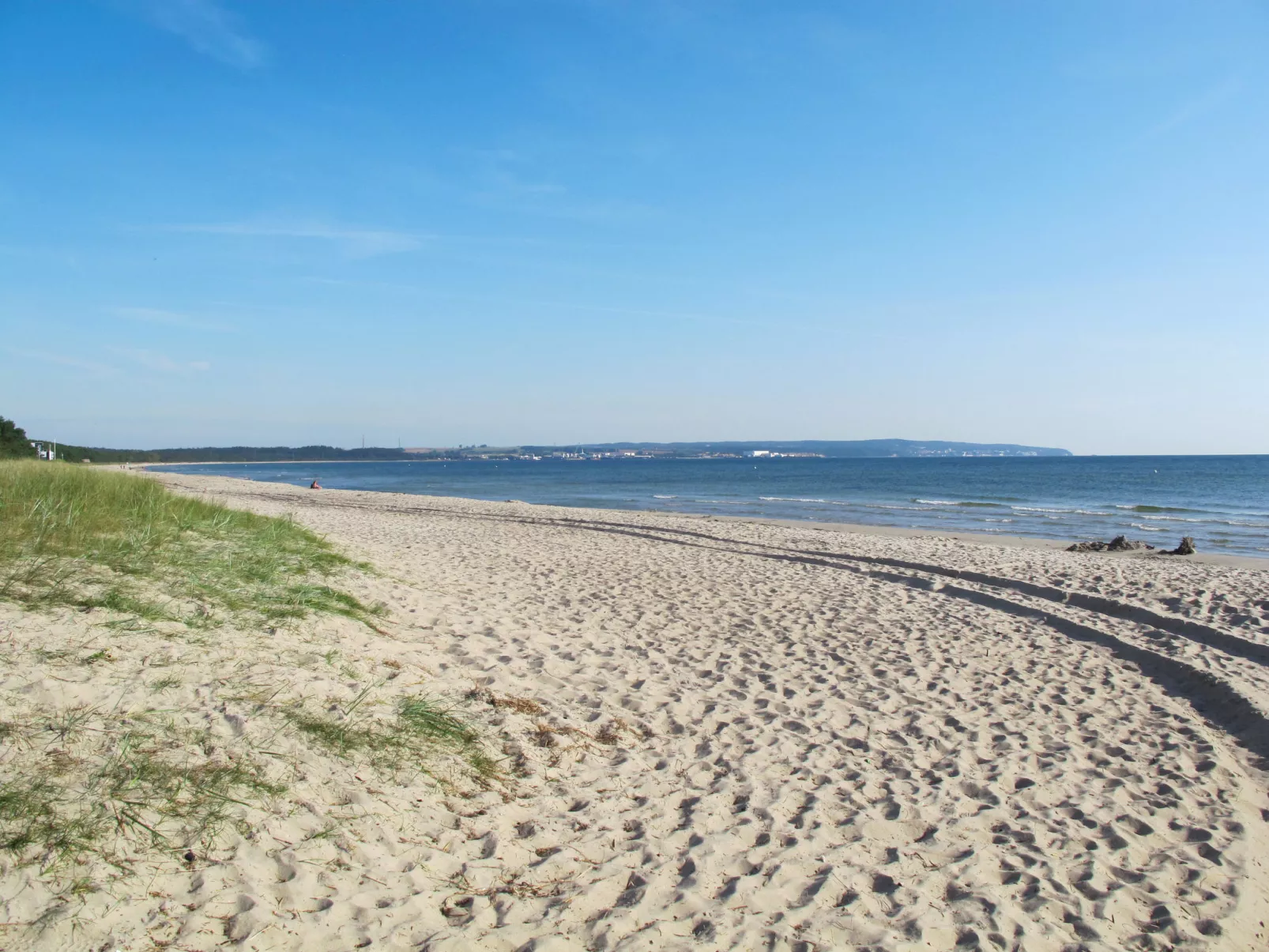Mariandl am Meer-Outside