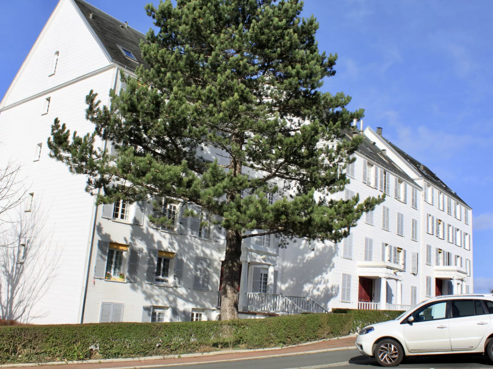 Le Parc Cordier-Outside