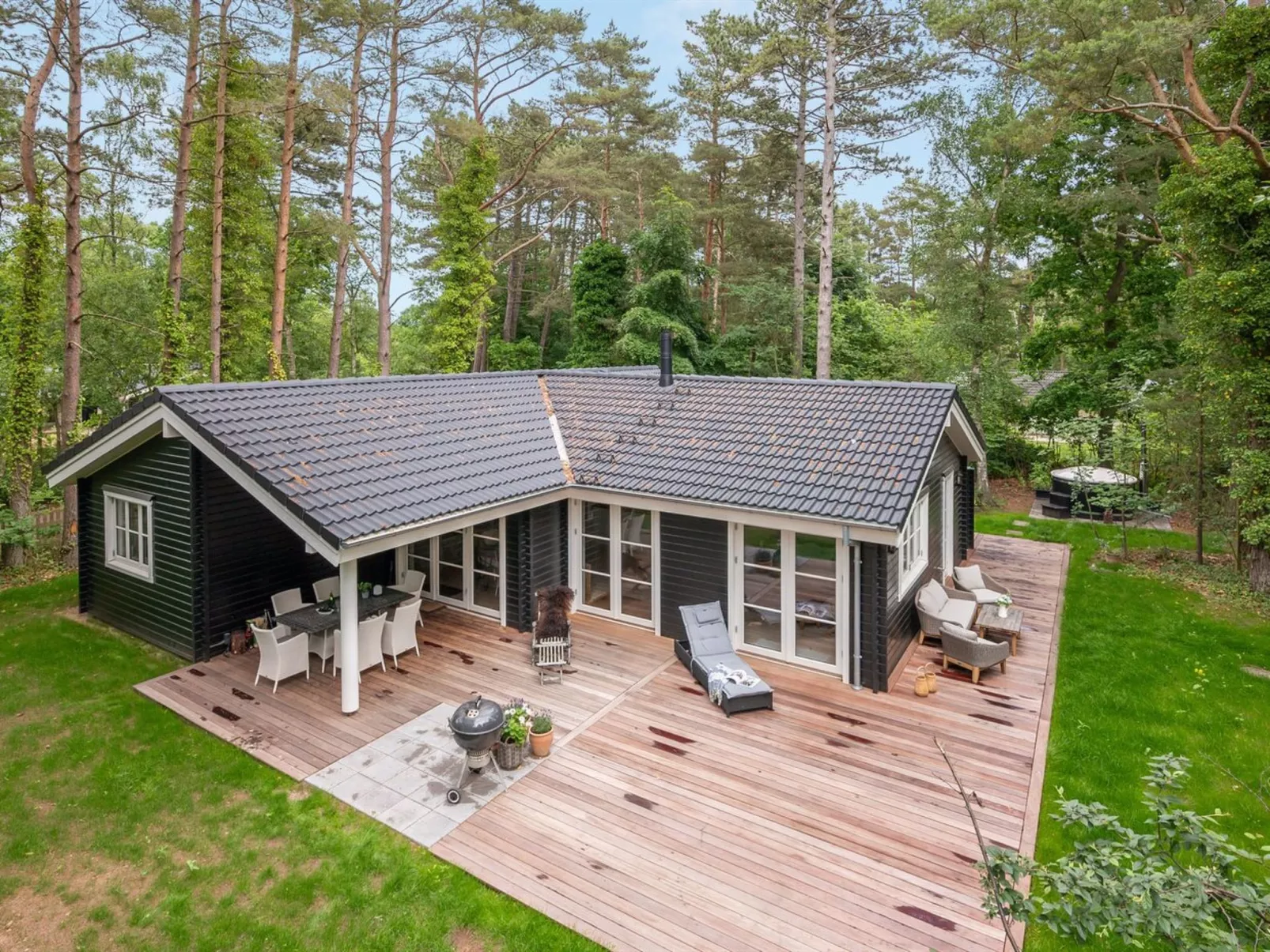 "Anar" - 900m from the sea-Outside