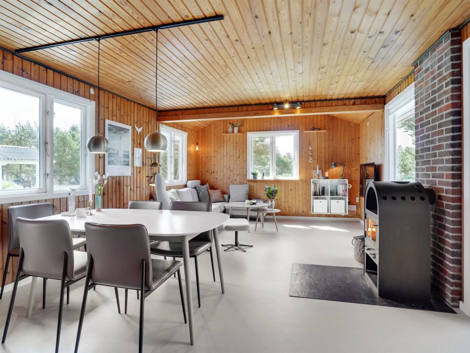 "Absolon" - 1.5km from the sea-Inside