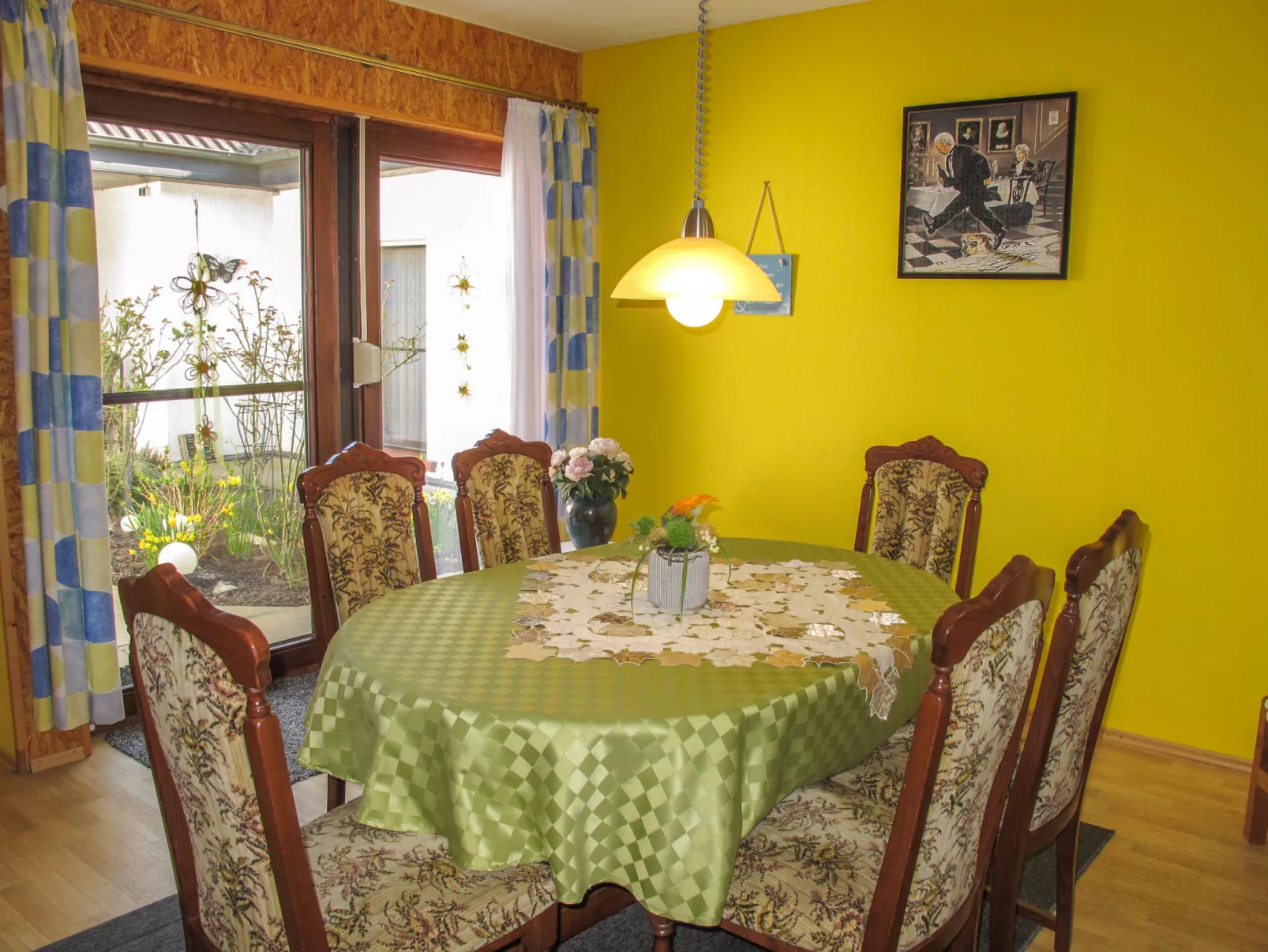 Am Burgstor-Inside