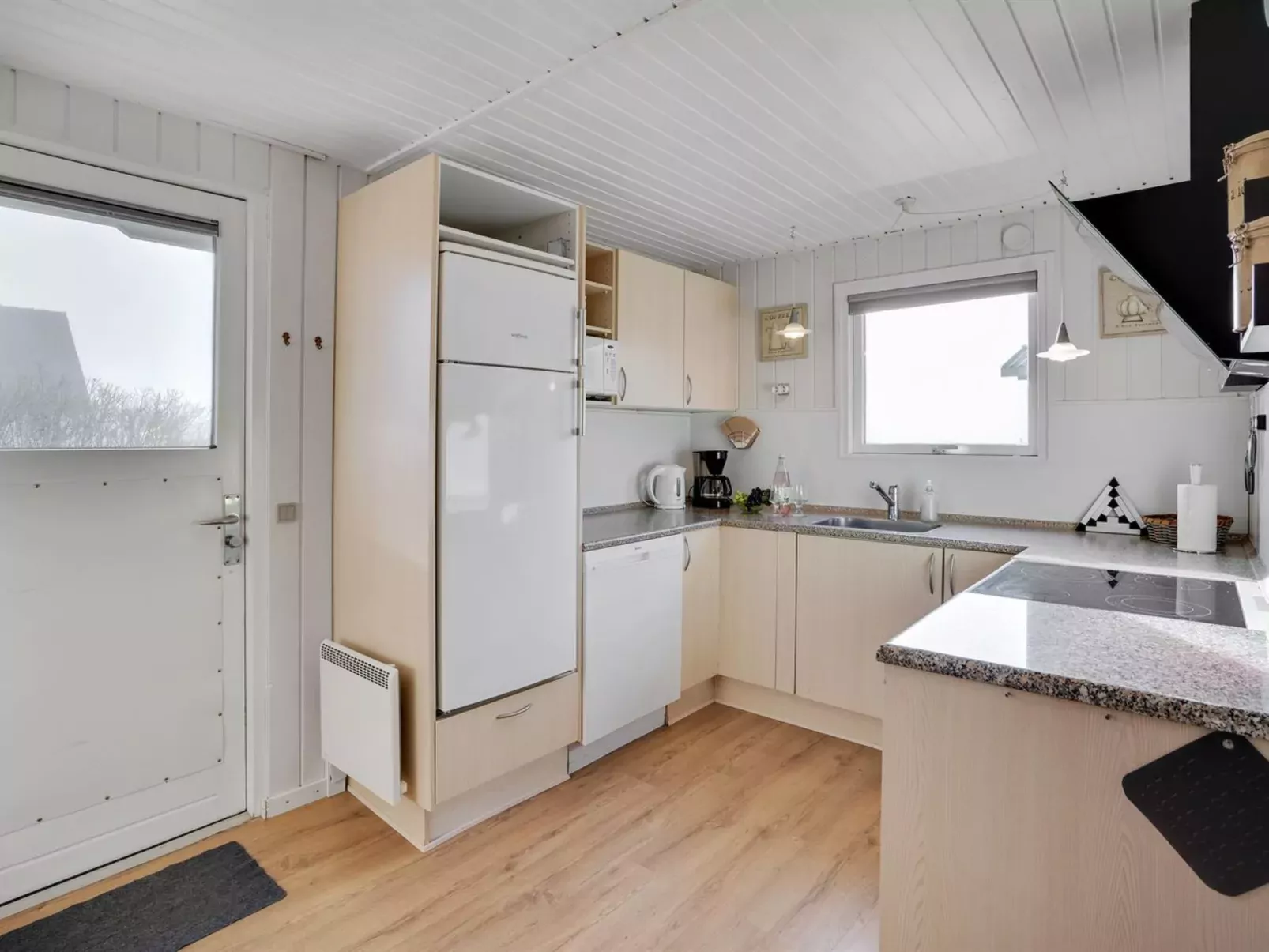 "Lill" - 50m from the sea-Inside