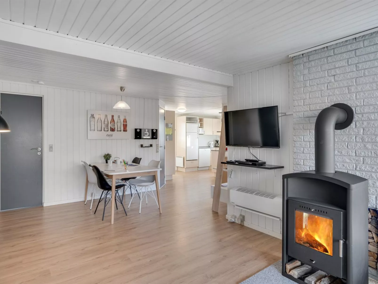 "Lill" - 50m from the sea-Inside