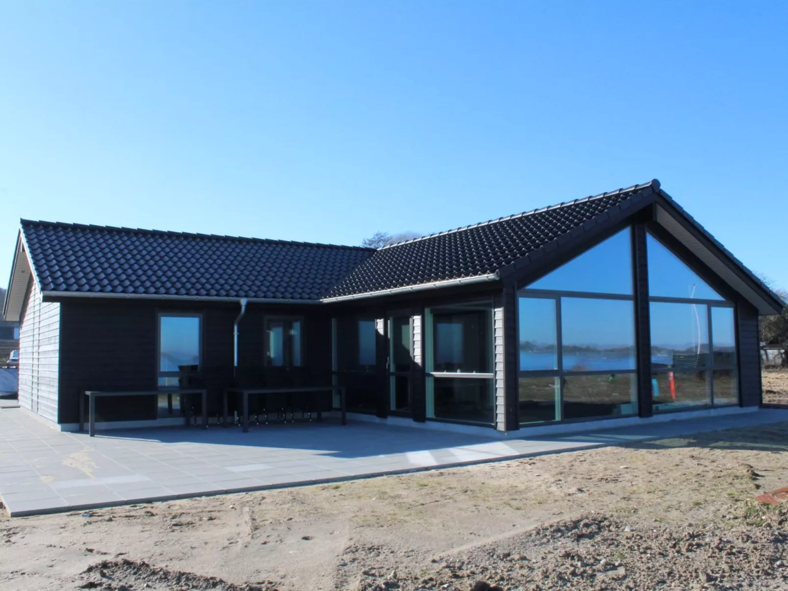 "Eino" - 30m from the sea-Outside