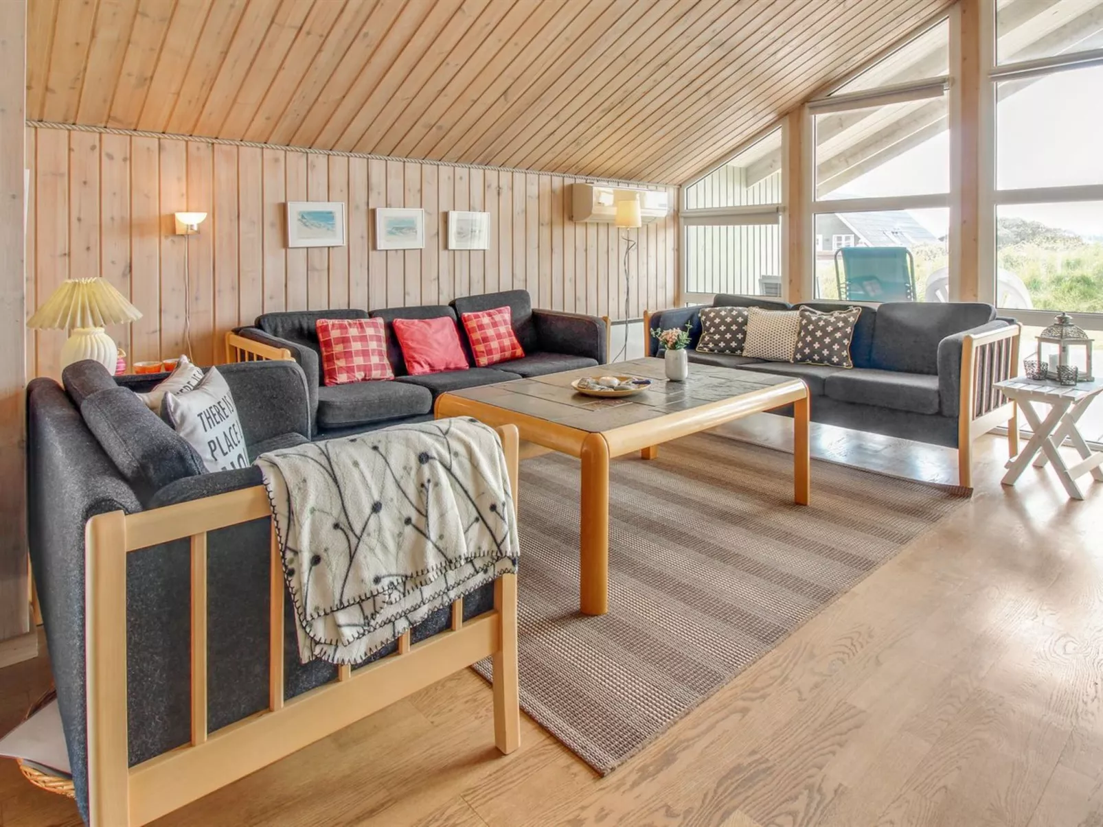 "Gedda" - 700m from the sea-Inside