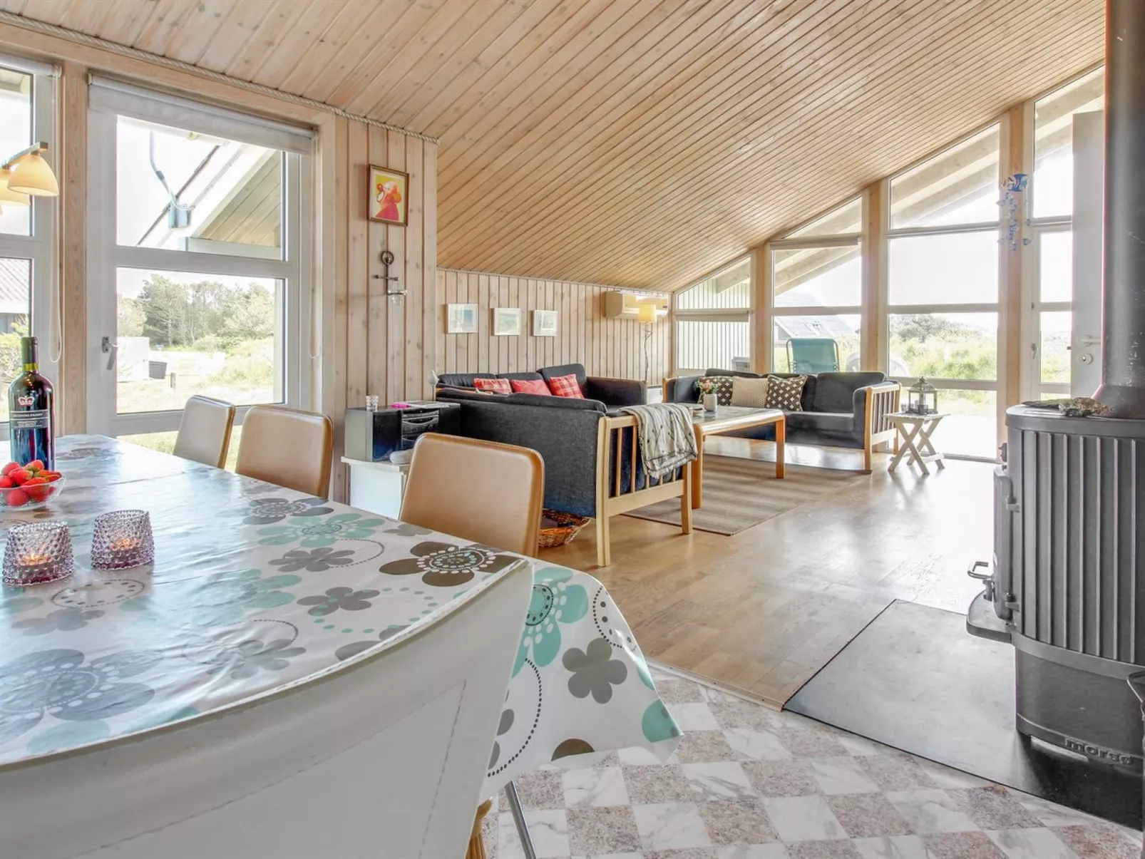 "Gedda" - 700m from the sea-Inside