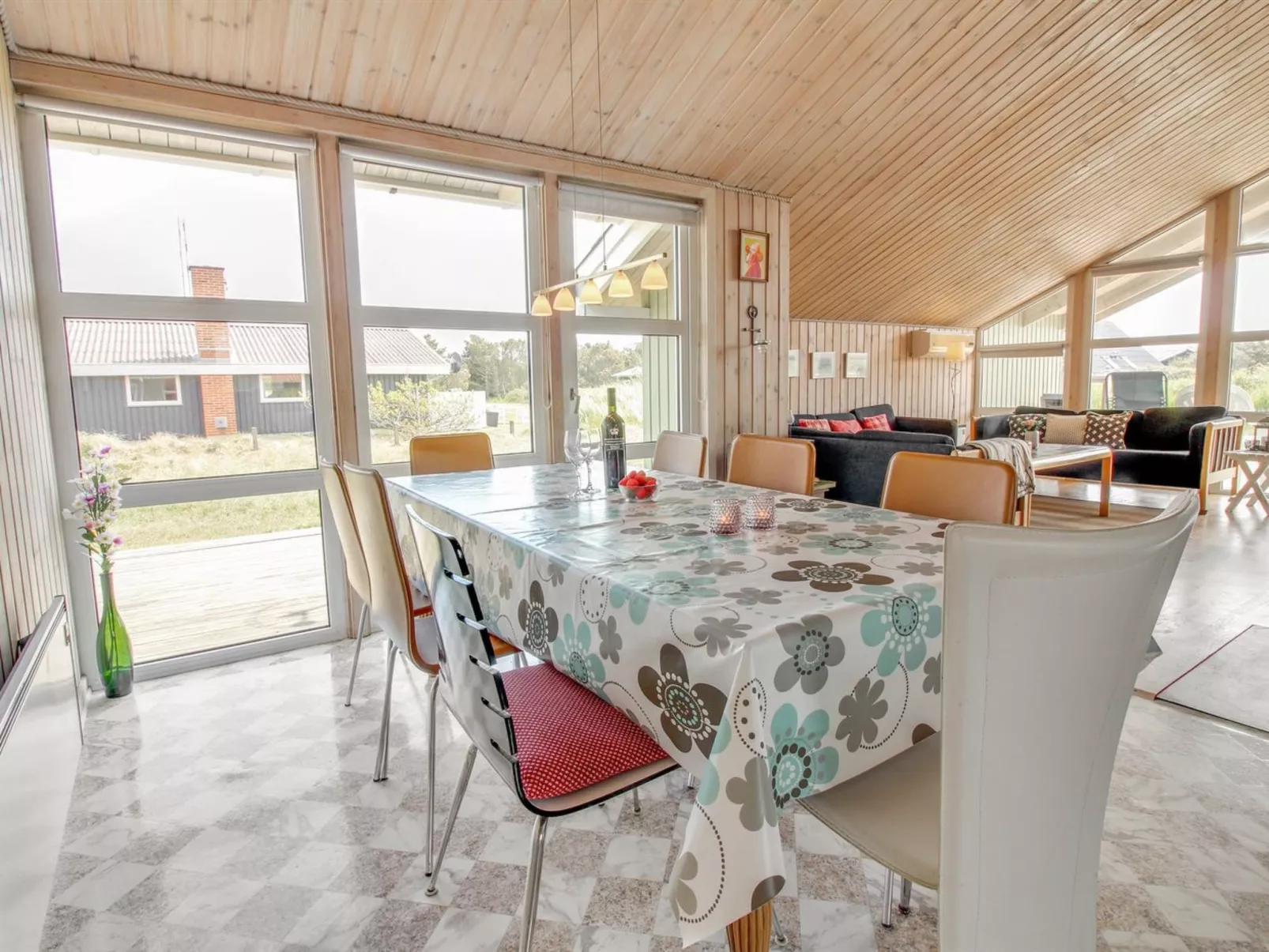 "Gedda" - 700m from the sea-Inside