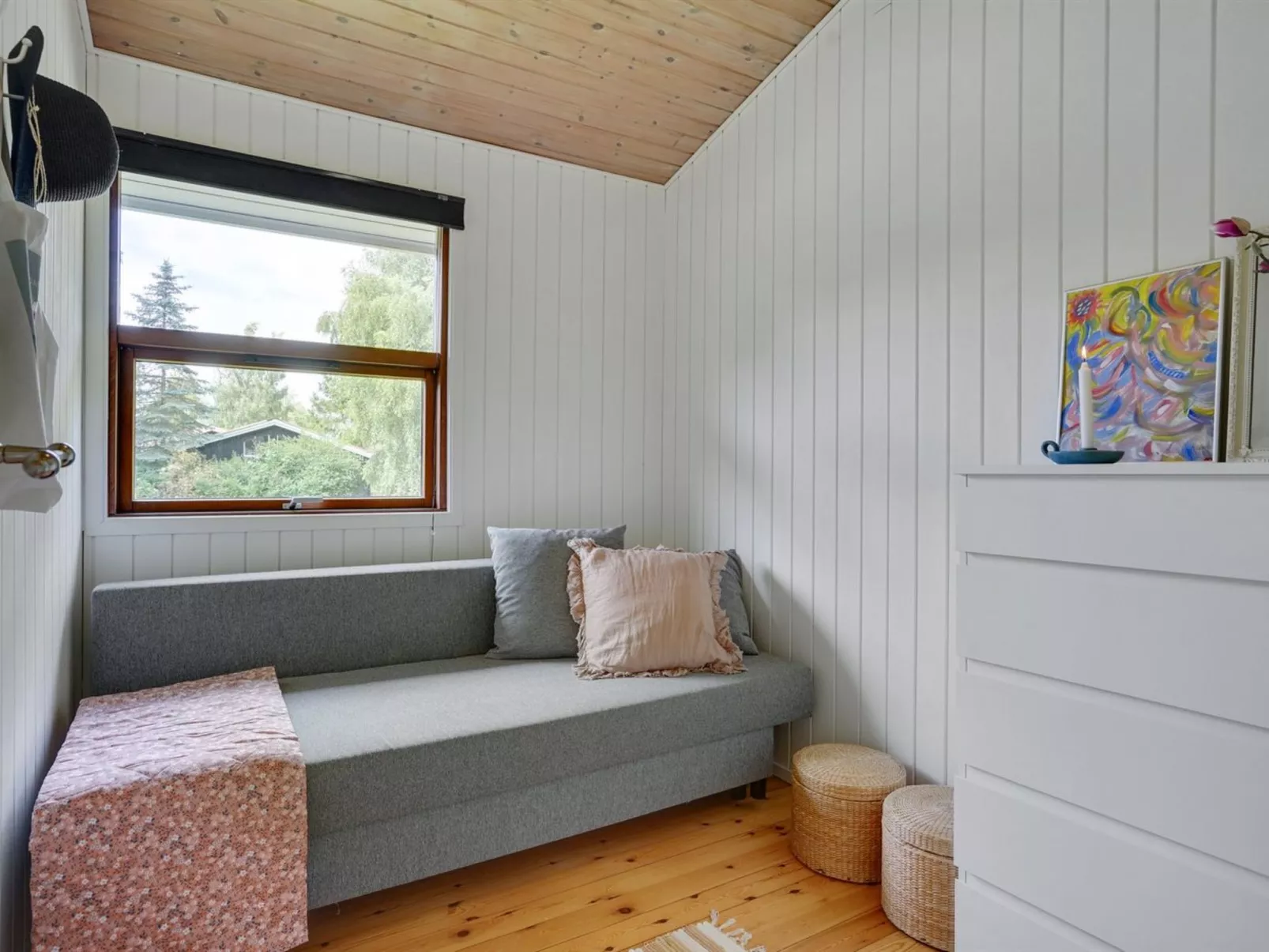 "Morten" - 500m from the sea-Inside