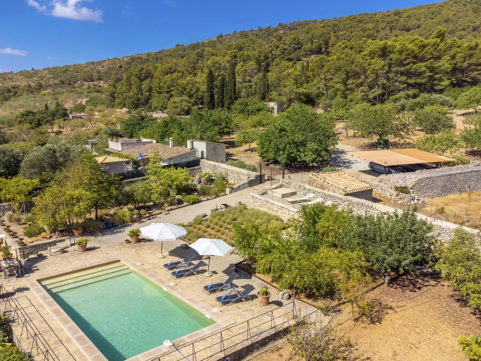 Sa Rota-Outside