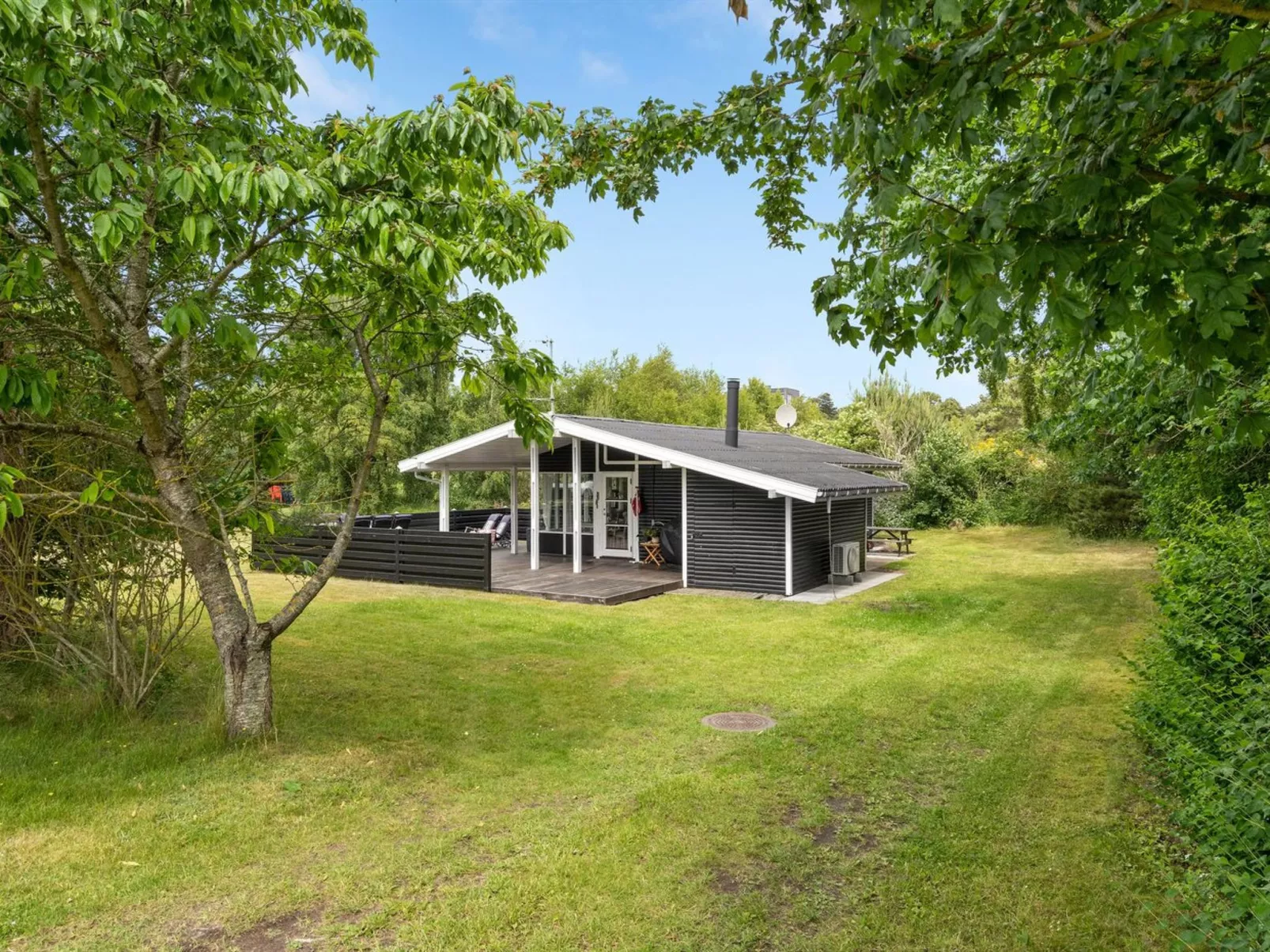 "Morten" - 500m from the sea-Outside