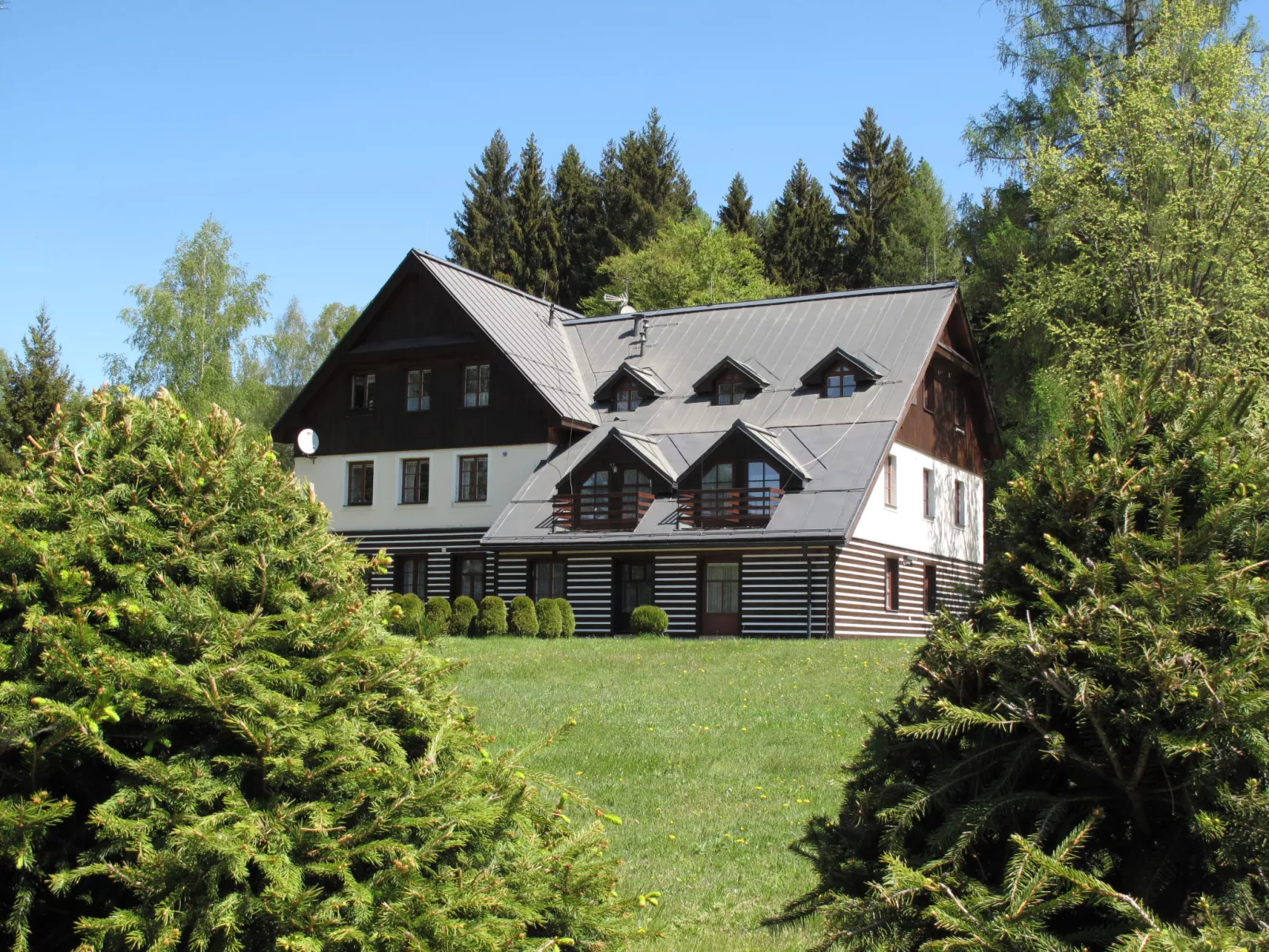 Harrachovka-Outside