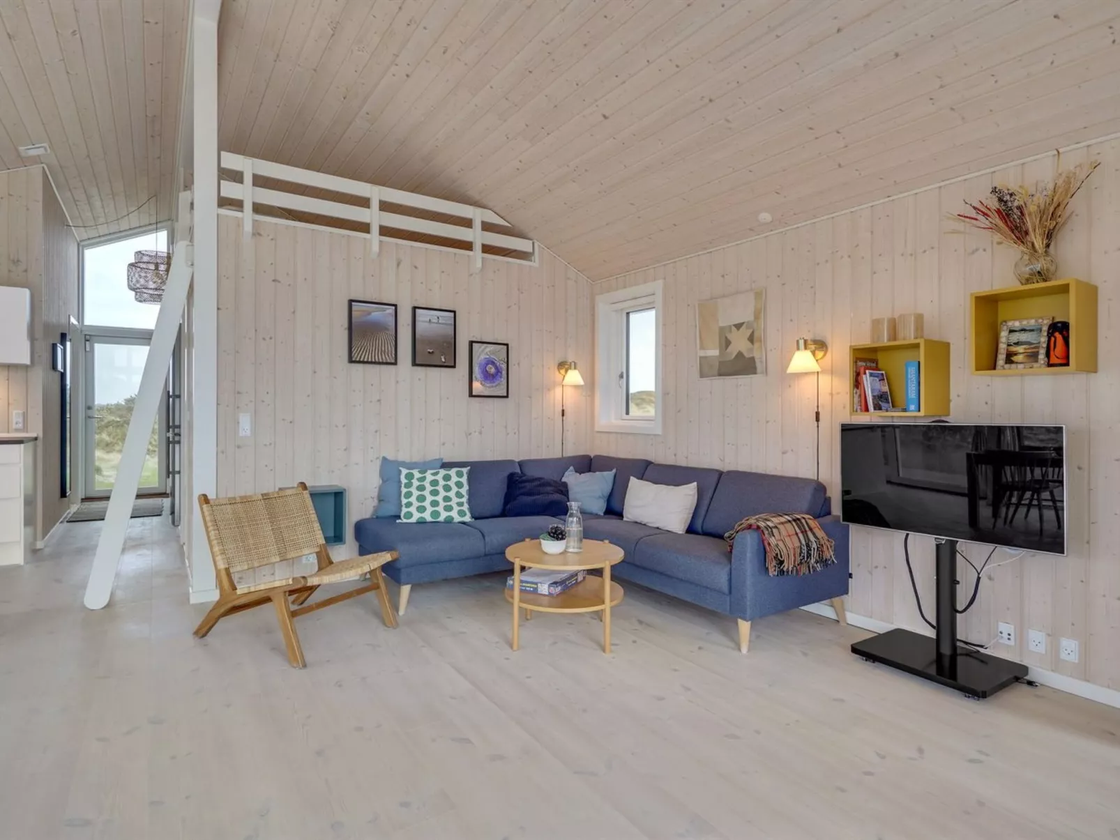 "Marjorie" - 400m from the sea-Inside