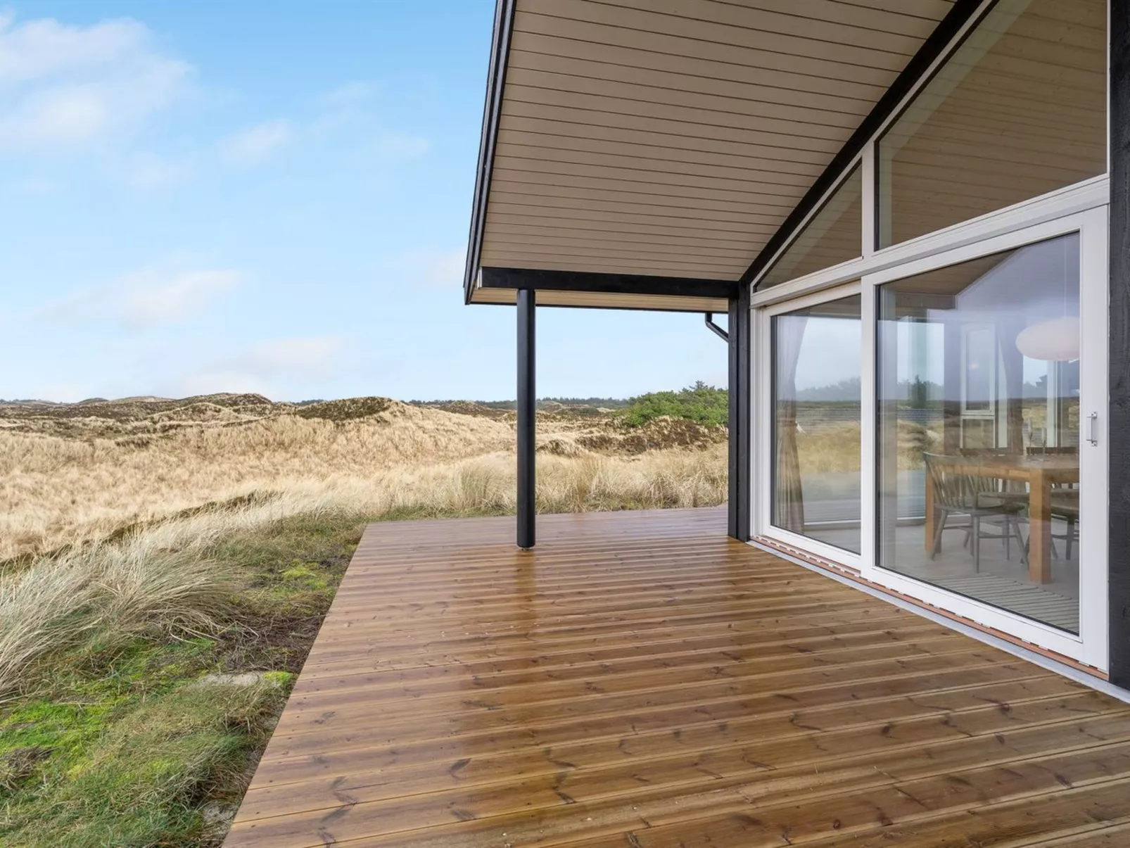"Marjorie" - 400m from the sea-Outside