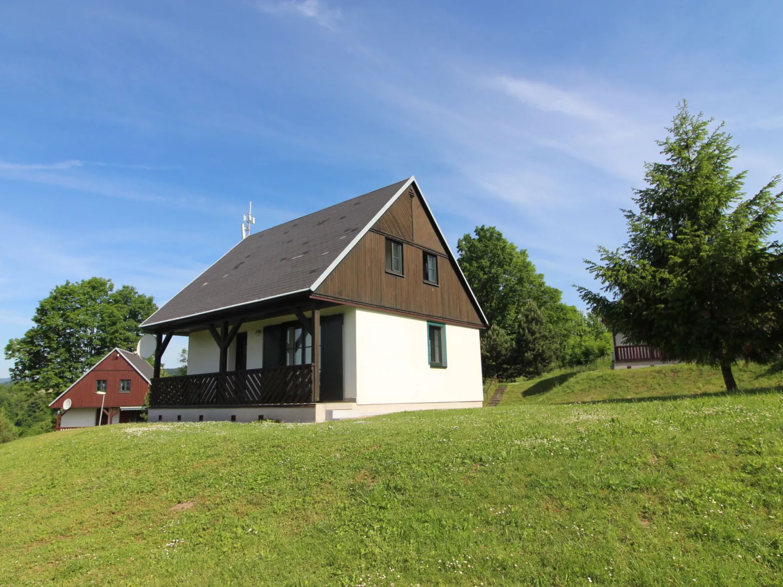 Holiday Hill 50-Draußen