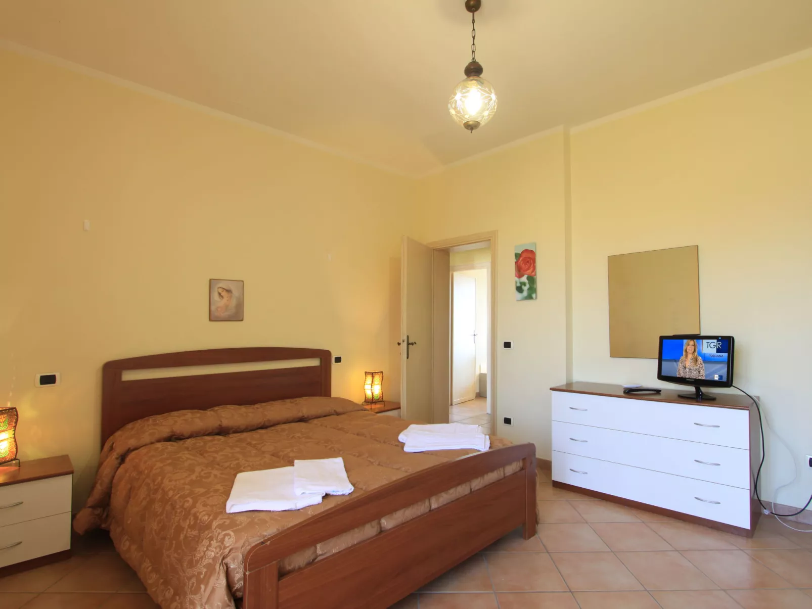 Villa Gino-Inside