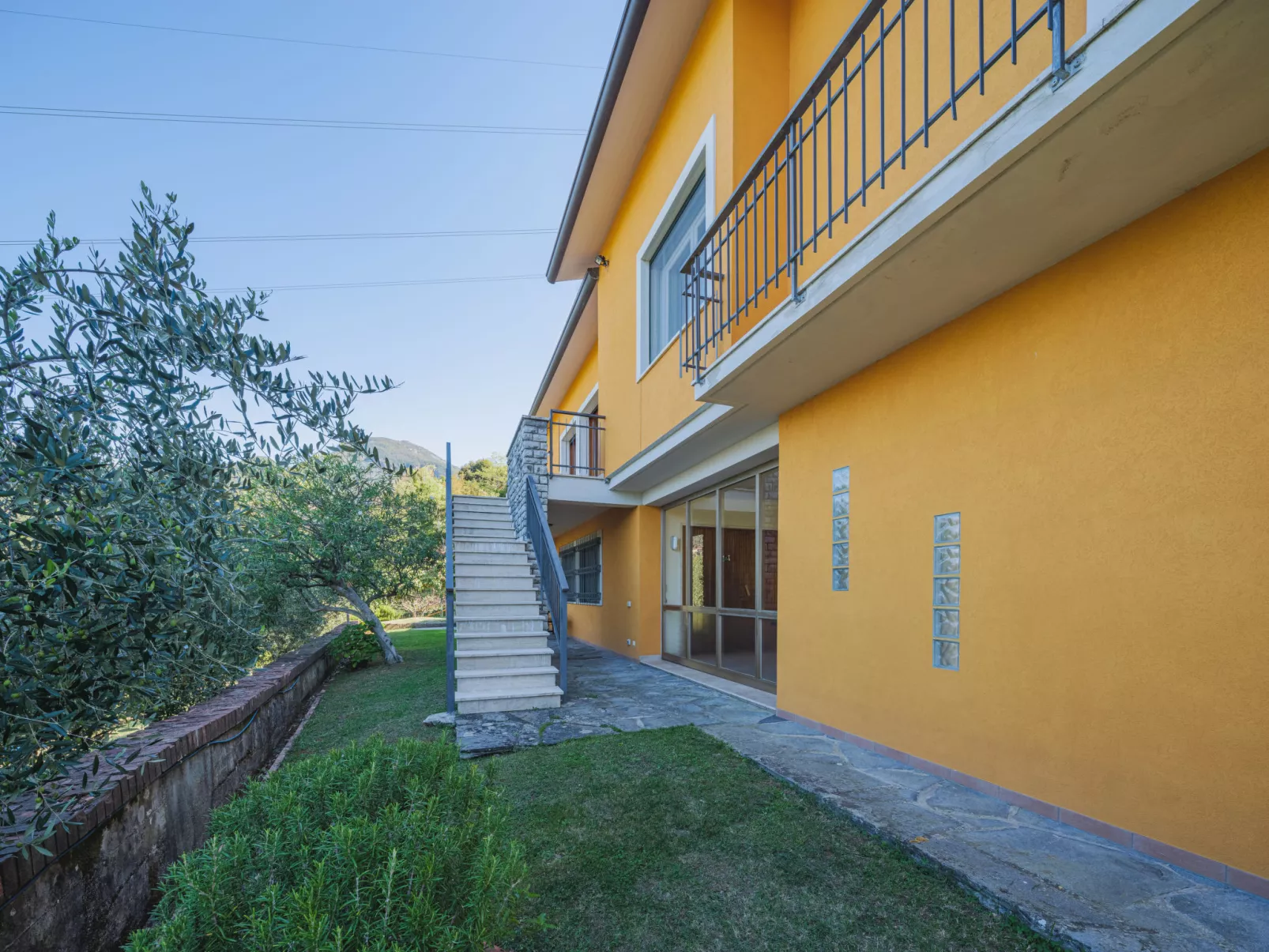 La Casa al Monte-Dehors