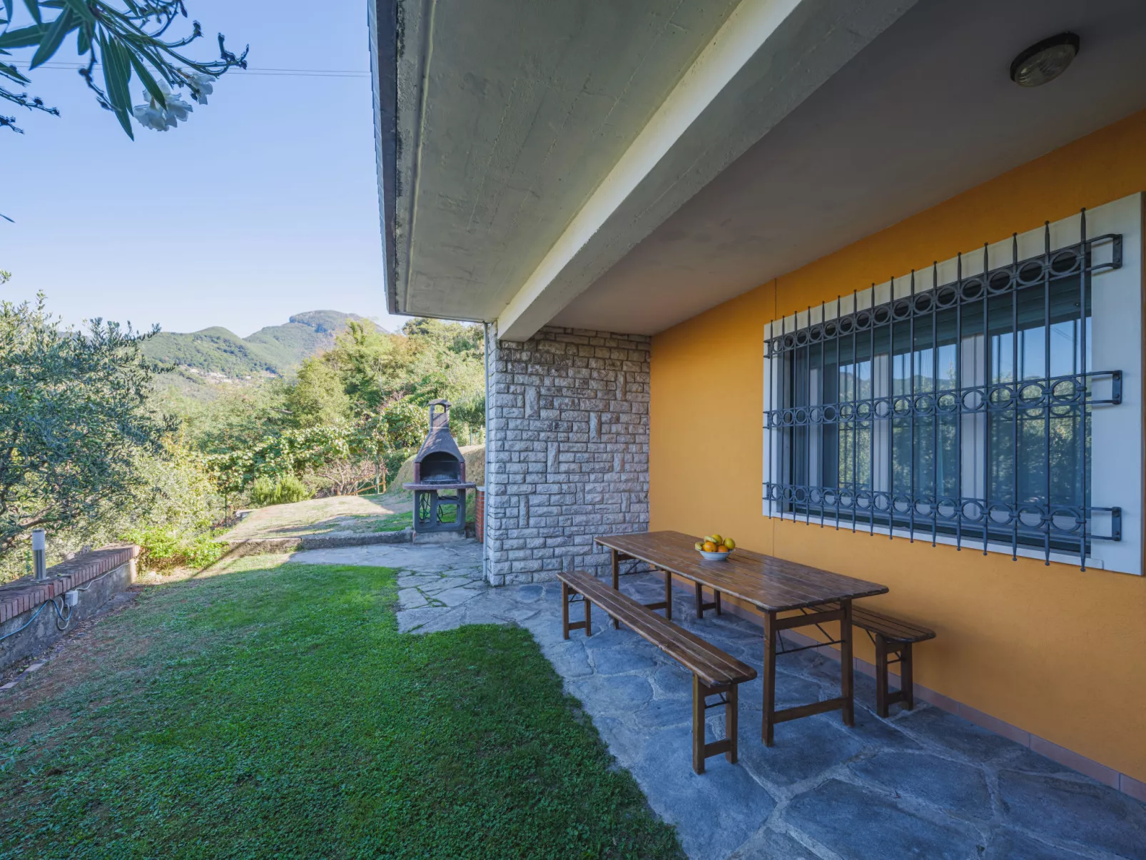 La Casa al Monte-Dehors