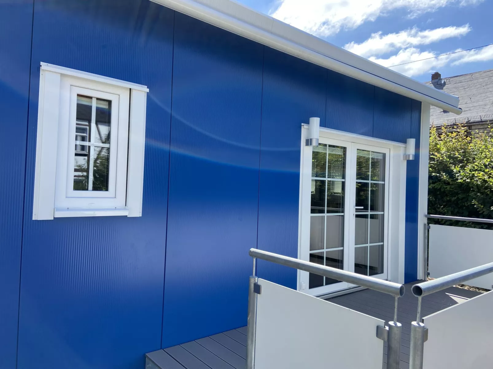 Tiny Haus Westerwald 16 Blue-Outside