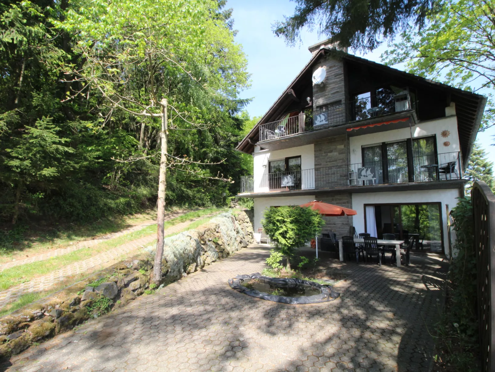 Eifelnatur (Haus 1)-Outside