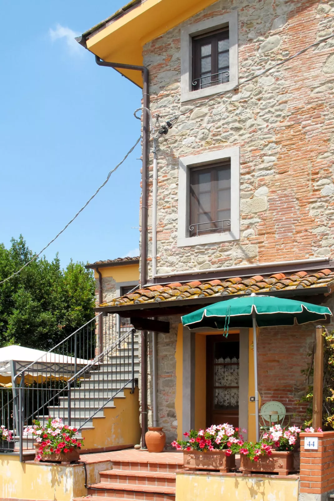 I Colletti - intero nucleo-Outside