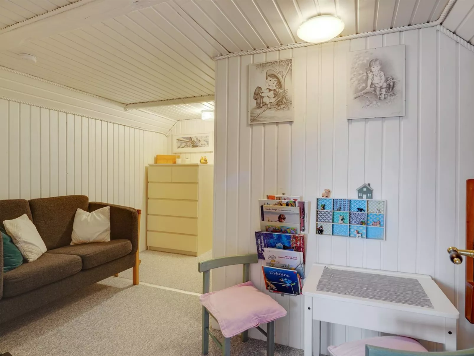 "Evje" - 250m from the sea-Inside