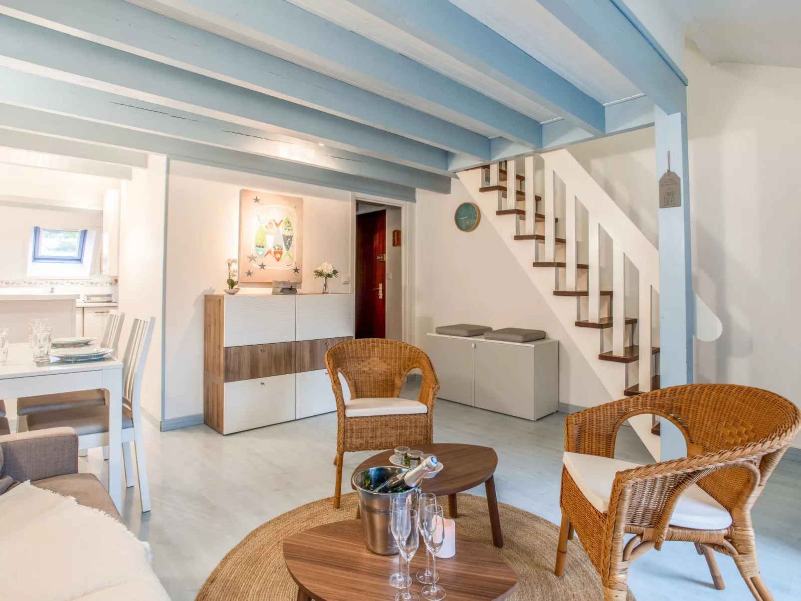 Les Pins-Inside
