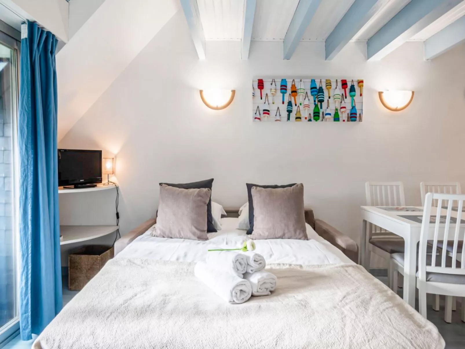 Les Pins-Inside