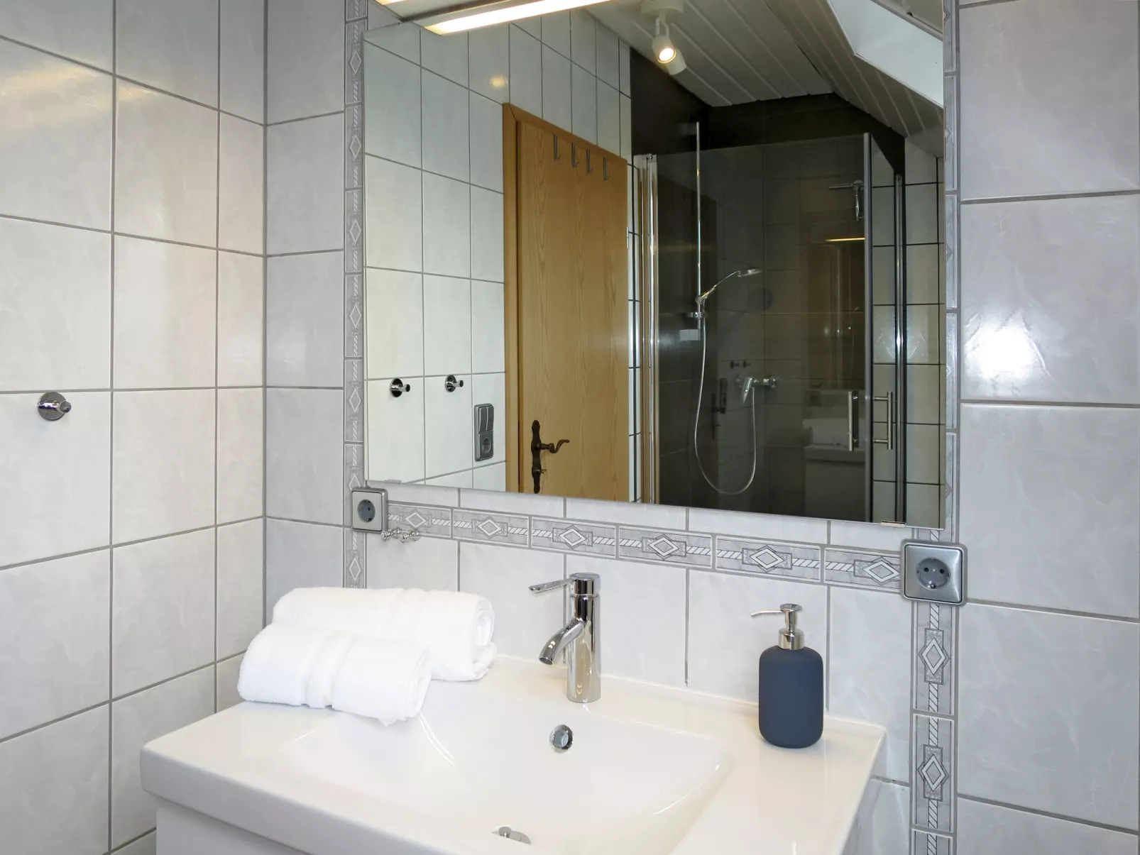 Land in Sicht-Inside
