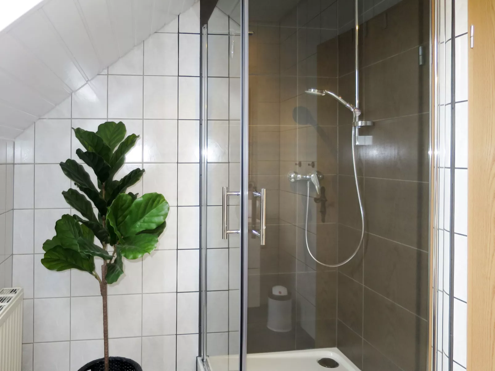 Land in Sicht-Inside