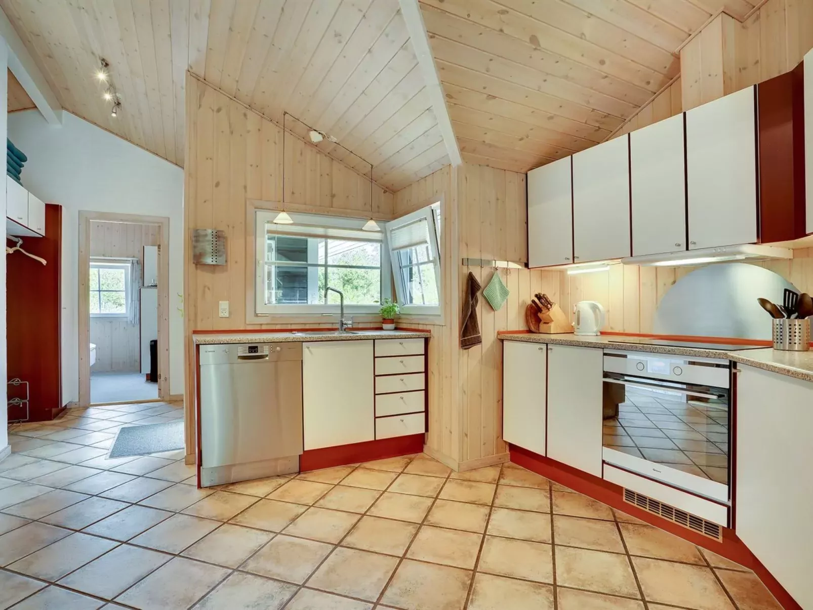 "Tule" - 1.2km from the sea-Inside