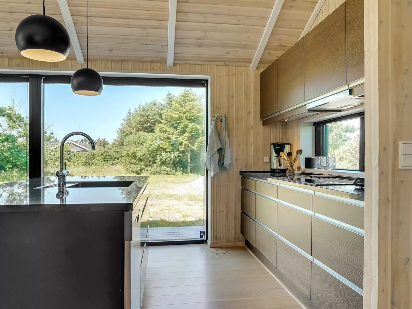"Ilmarinen" - 561m from the sea-Inside