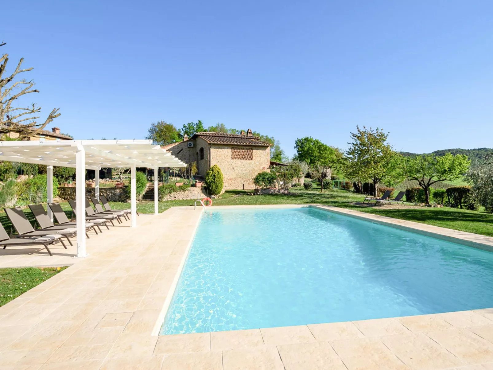 Vineyard View-Outside