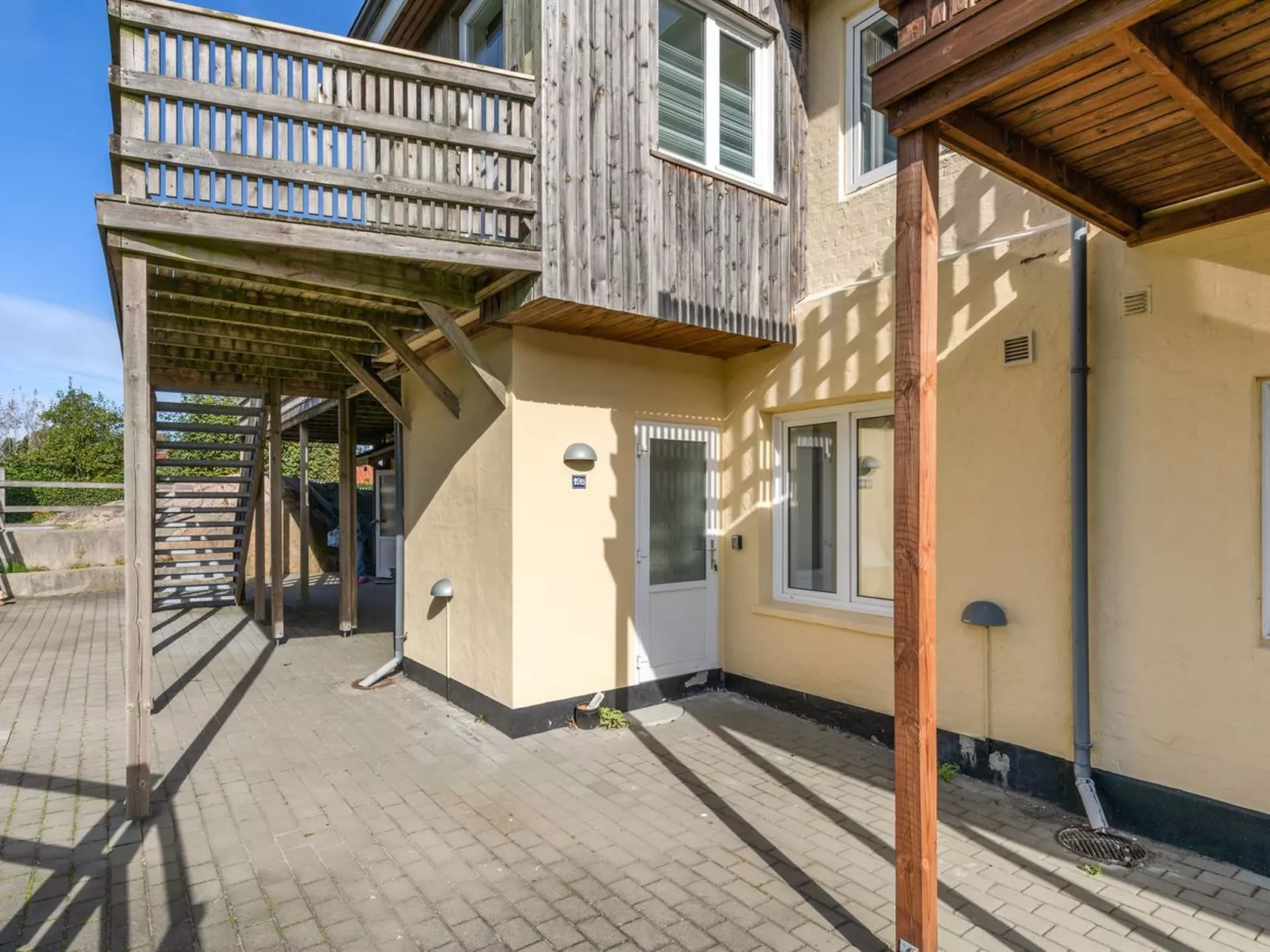 "Reinhardt" - 100m from the sea-Draußen