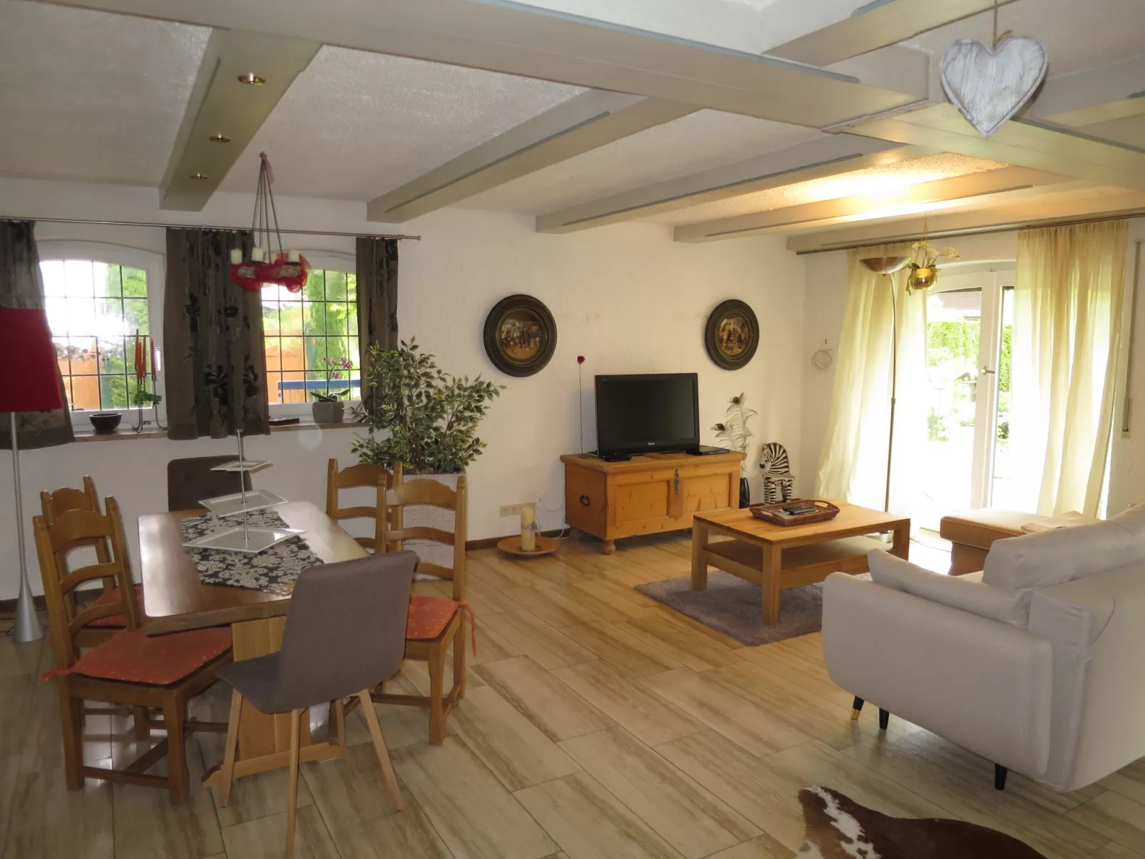 Achentaler Vitalhotel-Drinnen