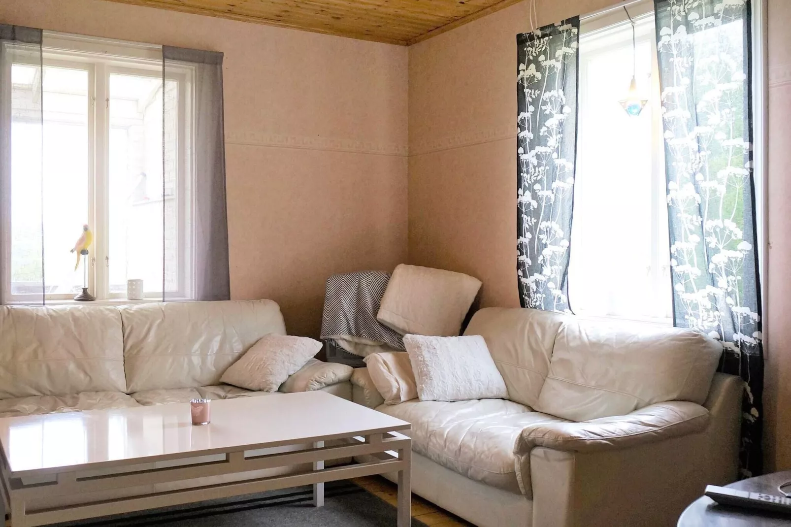 8 person holiday home in HOVA-By Traum-Indoor