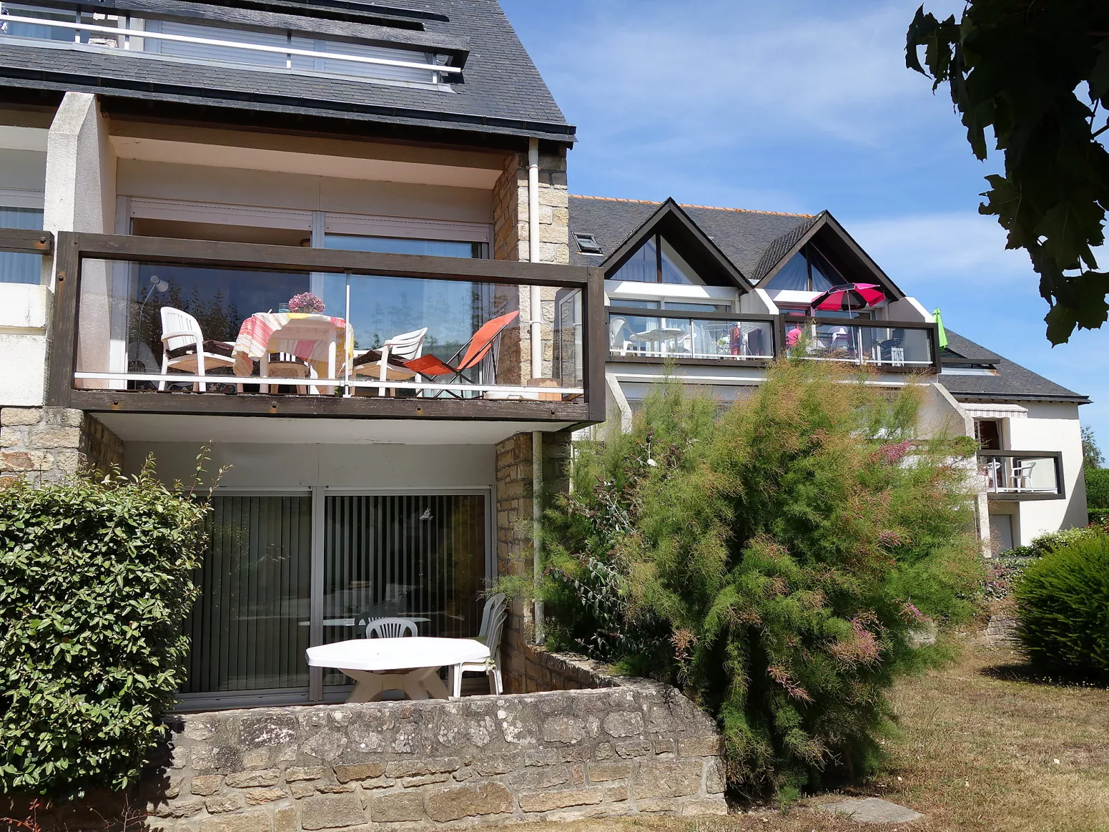 Maison Port En Dro-Outside