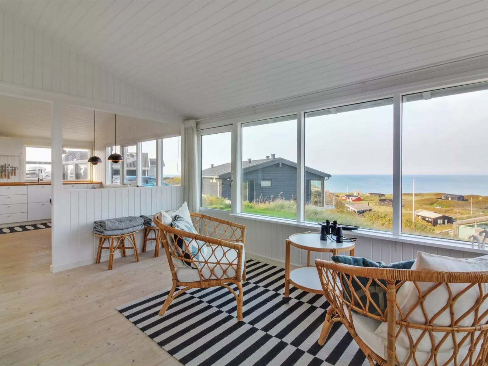"Edlef" - 279m from the sea-Inside