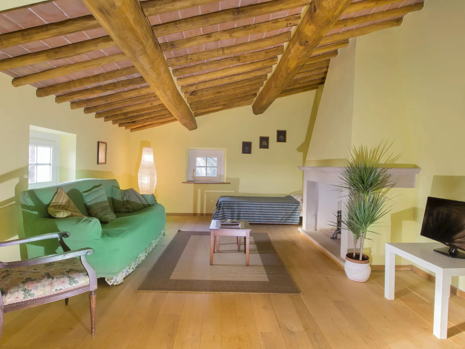 Villa il Pellicano-Inside