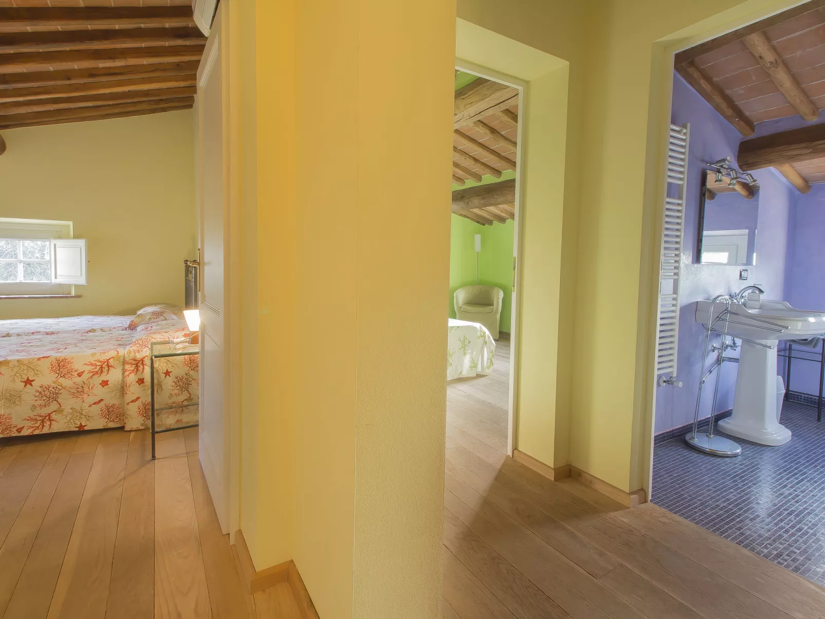 Villa il Pellicano-Inside