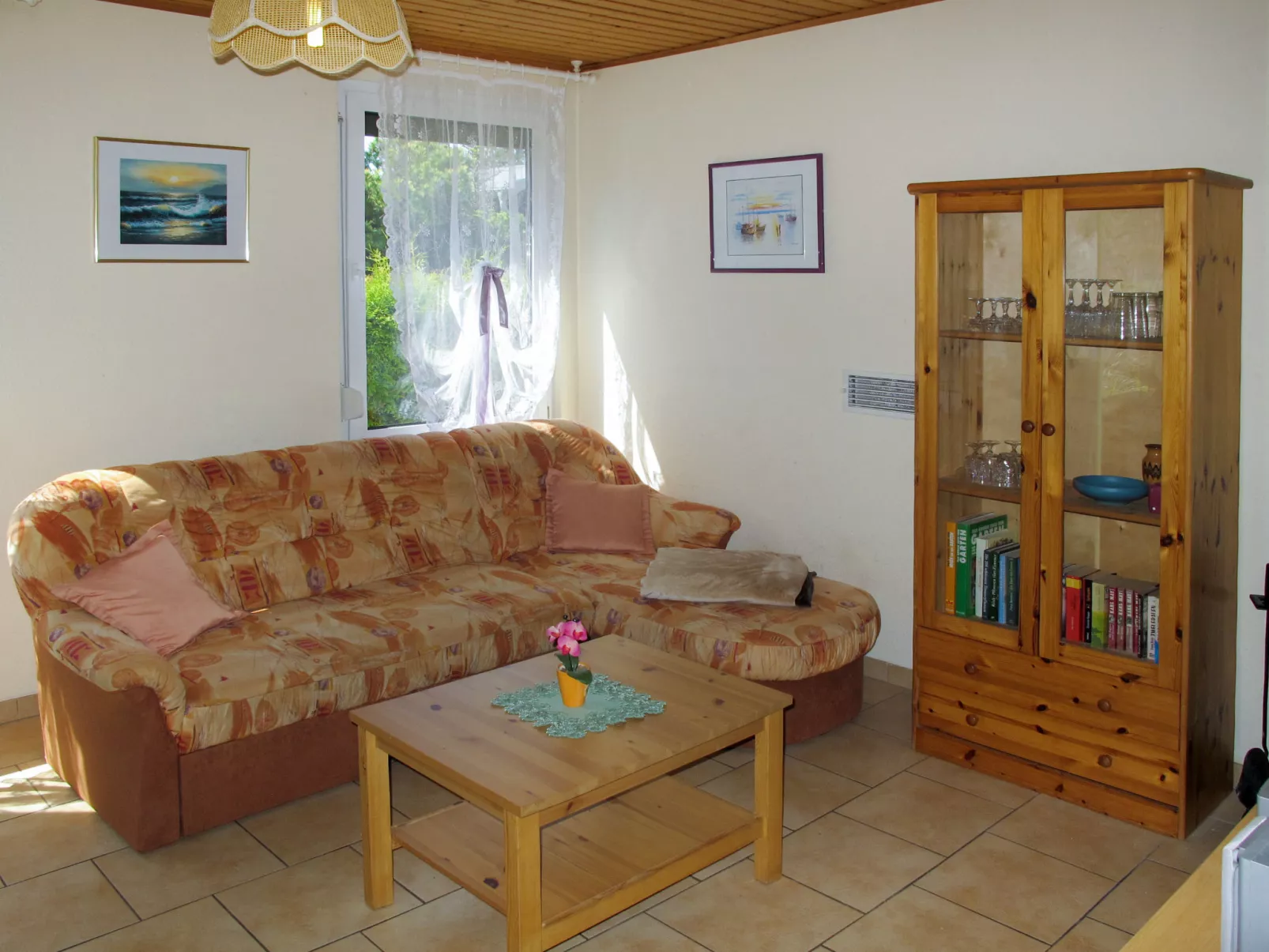 Am Walde-Inside