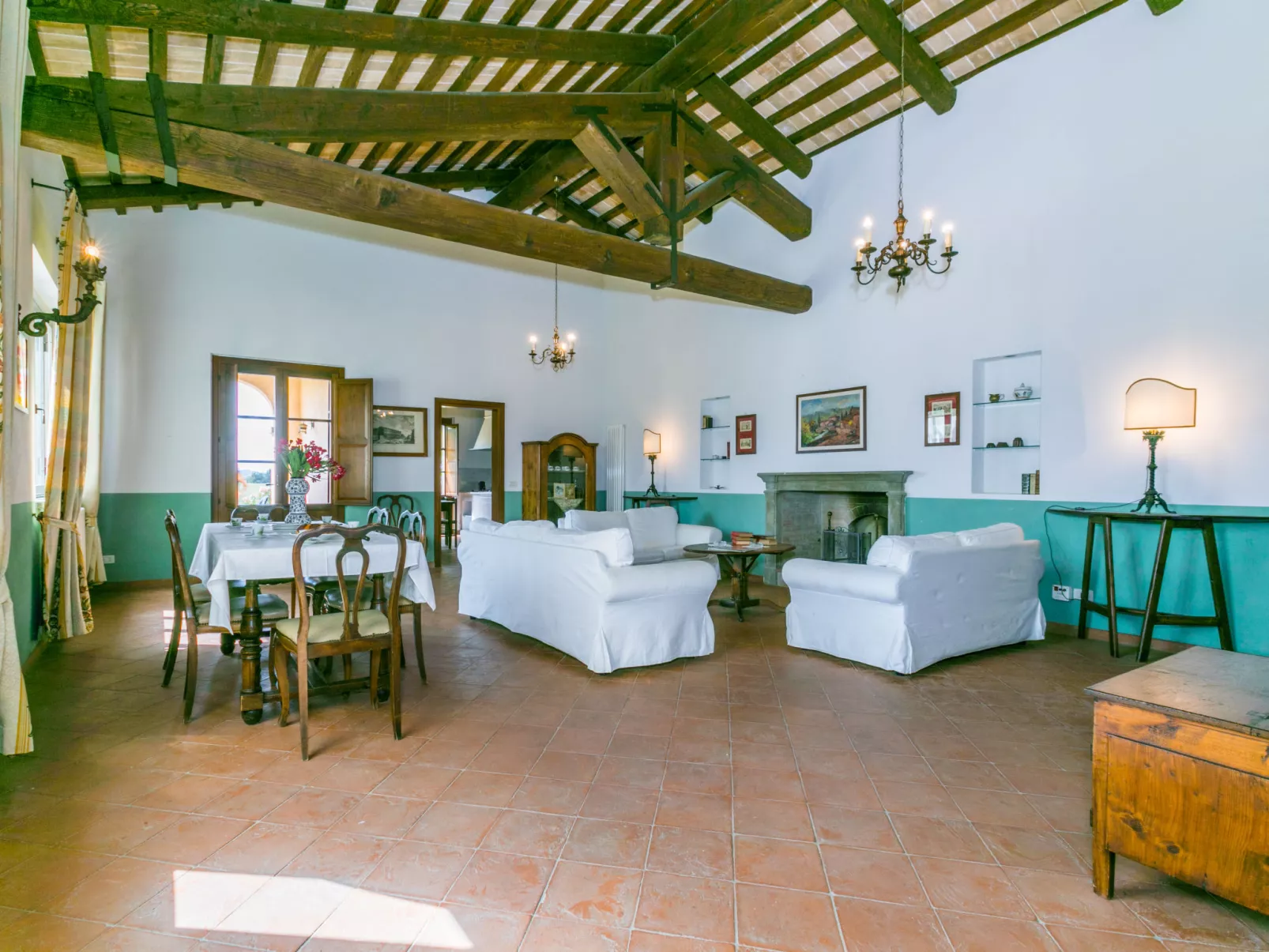 Casa dell'Arco-Inside