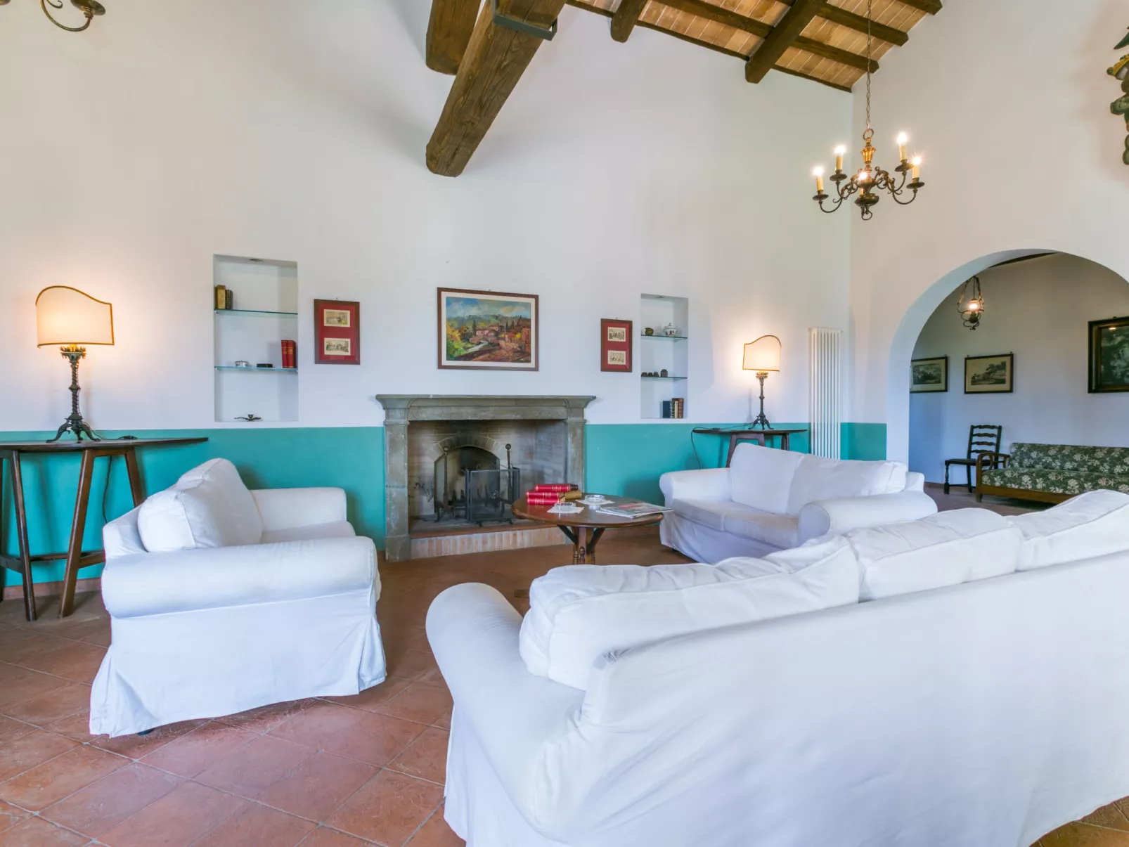 Casa dell'Arco-Inside