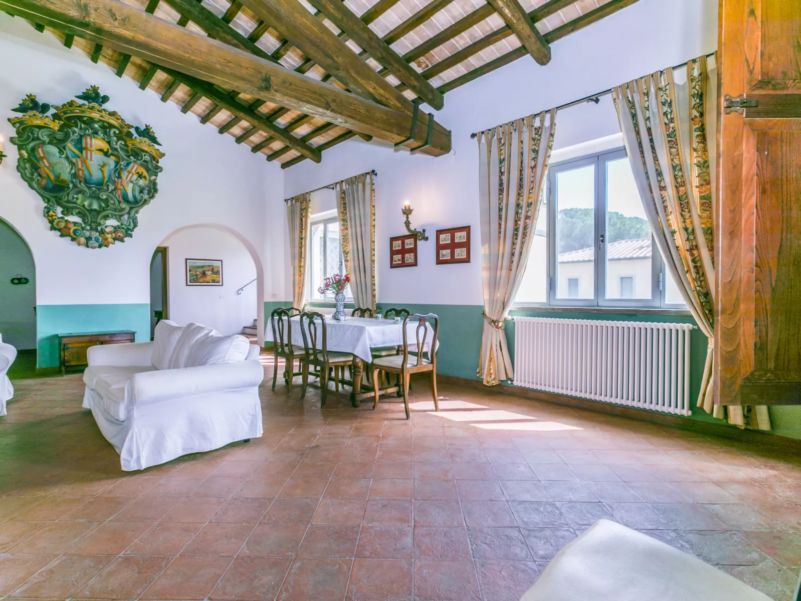 Casa dell'Arco-Inside