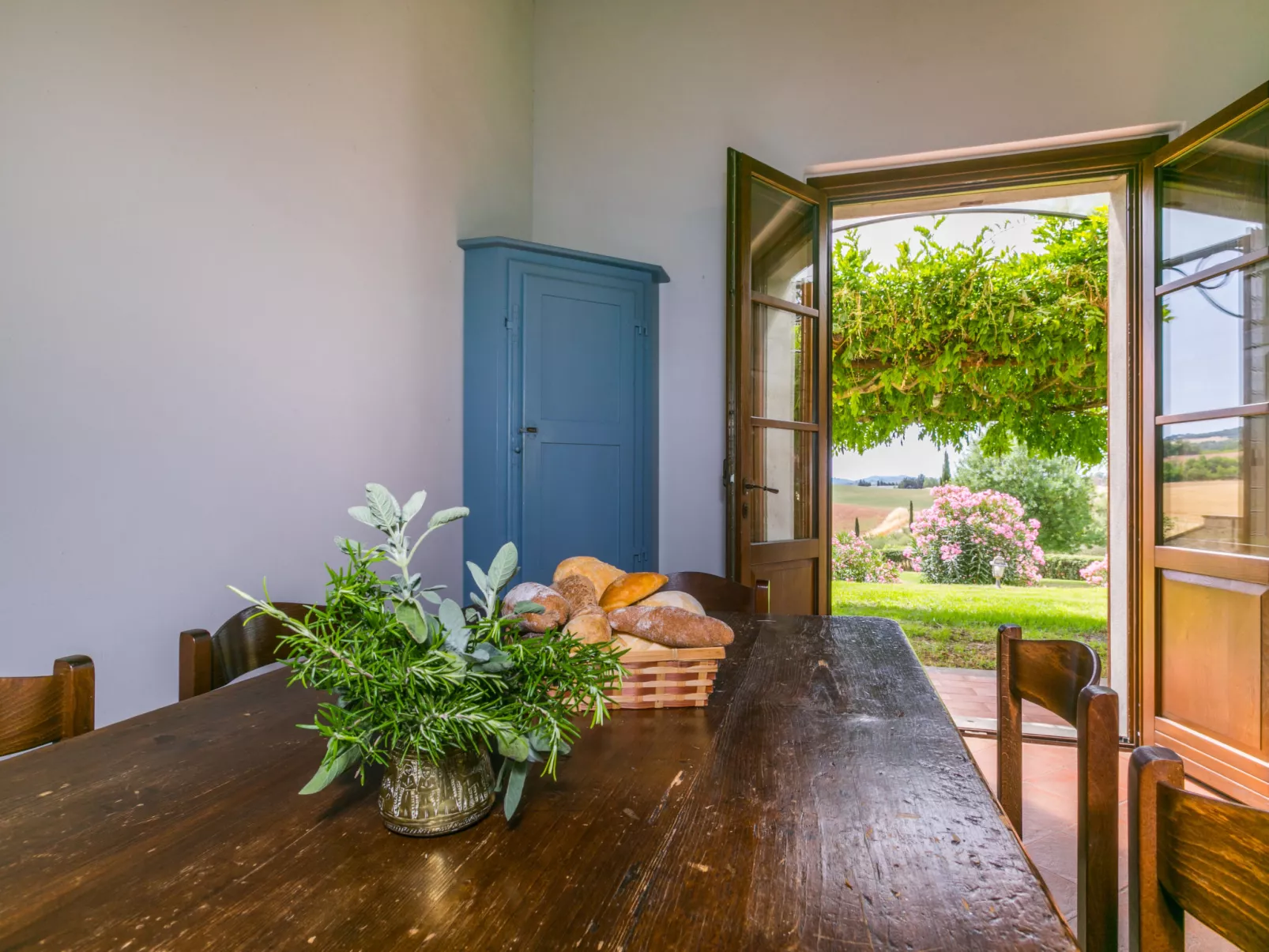 Casa dell'Arco-Inside