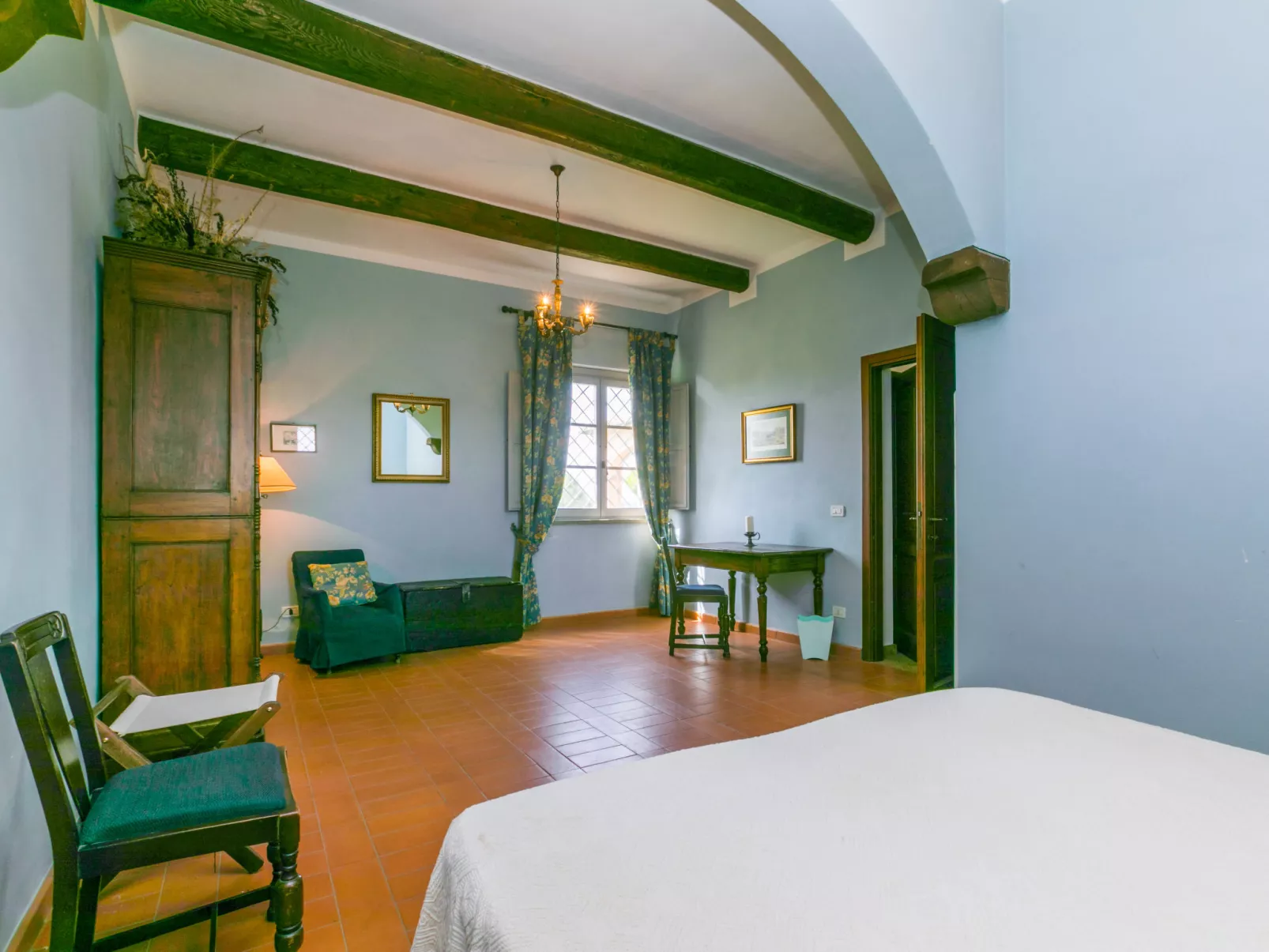 Casa dell'Arco-Inside