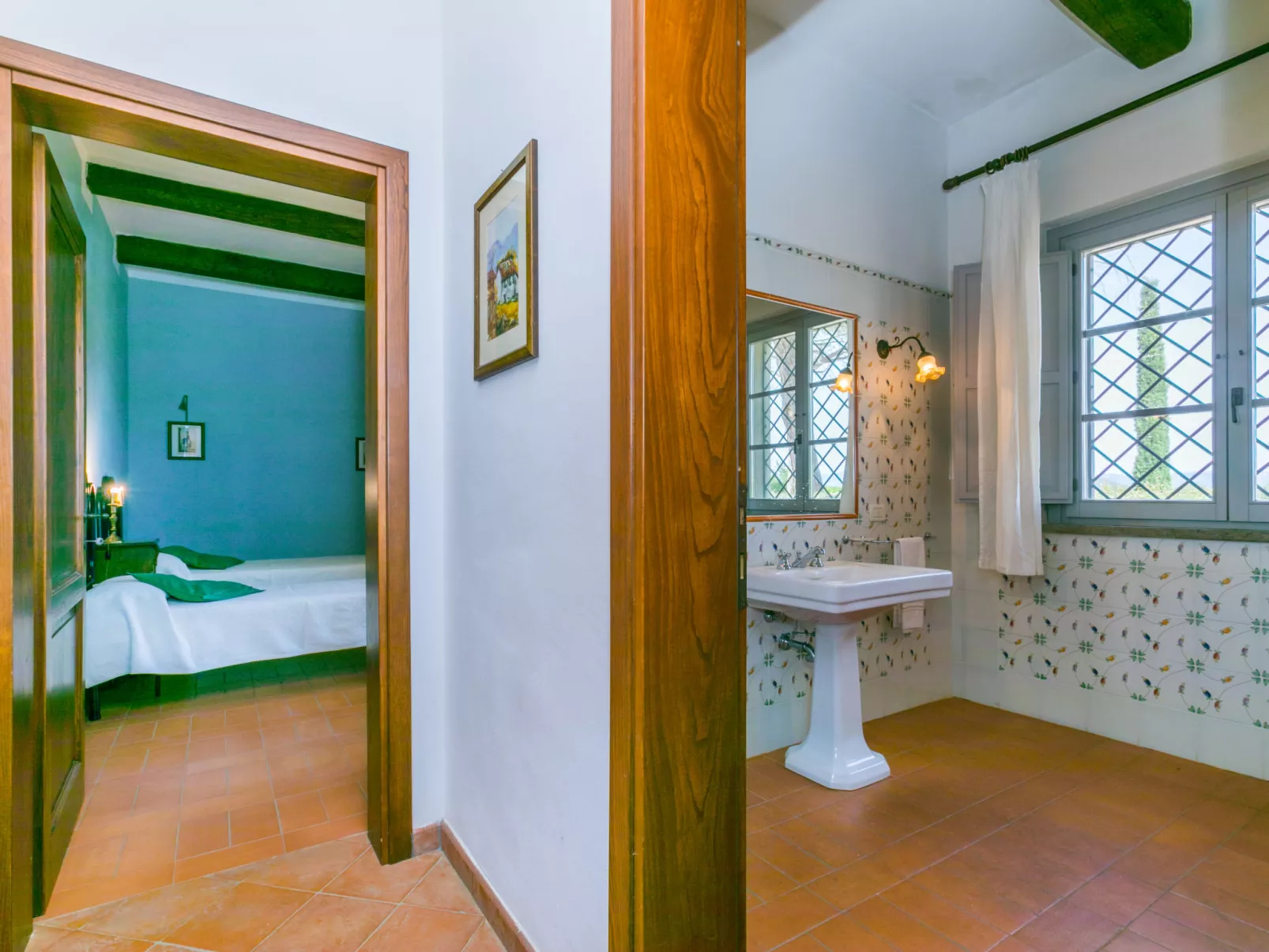 Casa dell'Arco-Inside