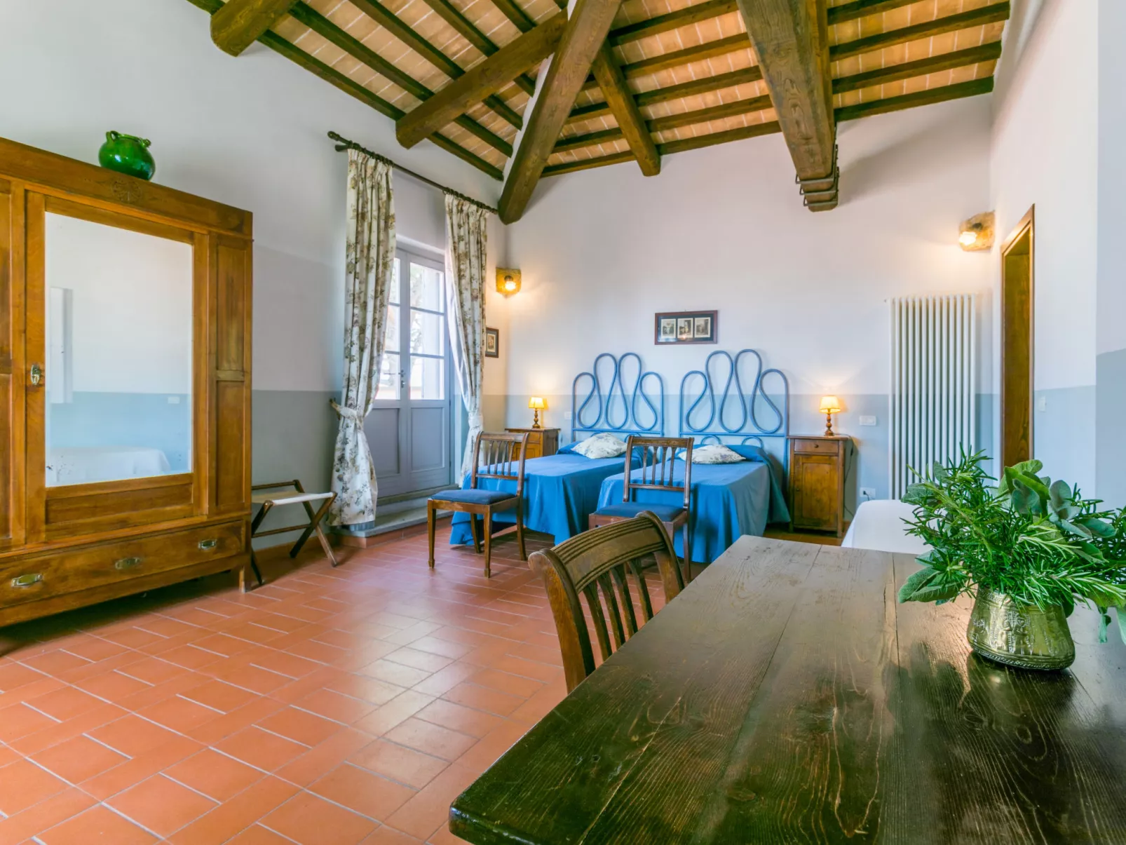 Casa dell'Arco-Inside