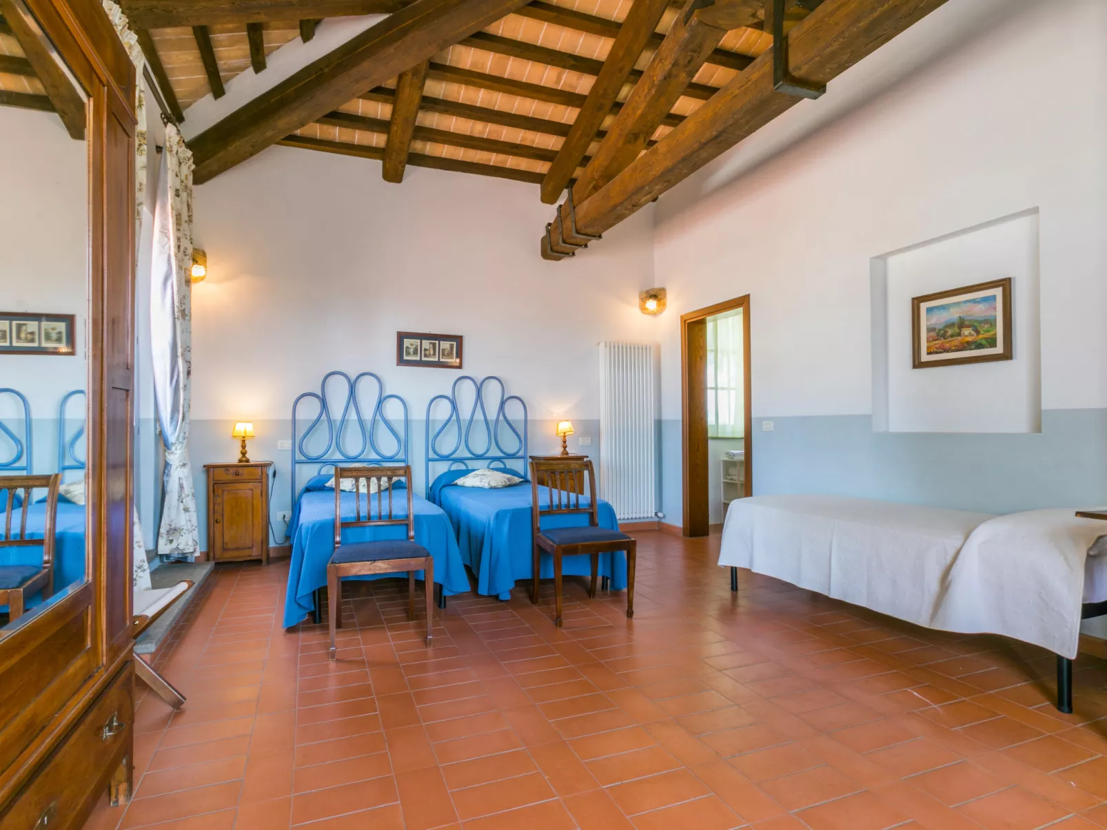 Casa dell'Arco-Inside